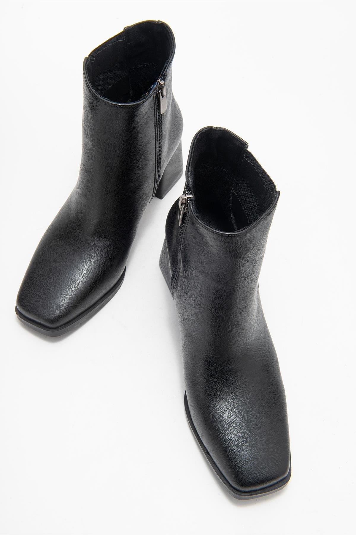 Küt Burunlu Sade Lastikli Kadın Topuklu Bot SİYAH CİLT - Görsel 6