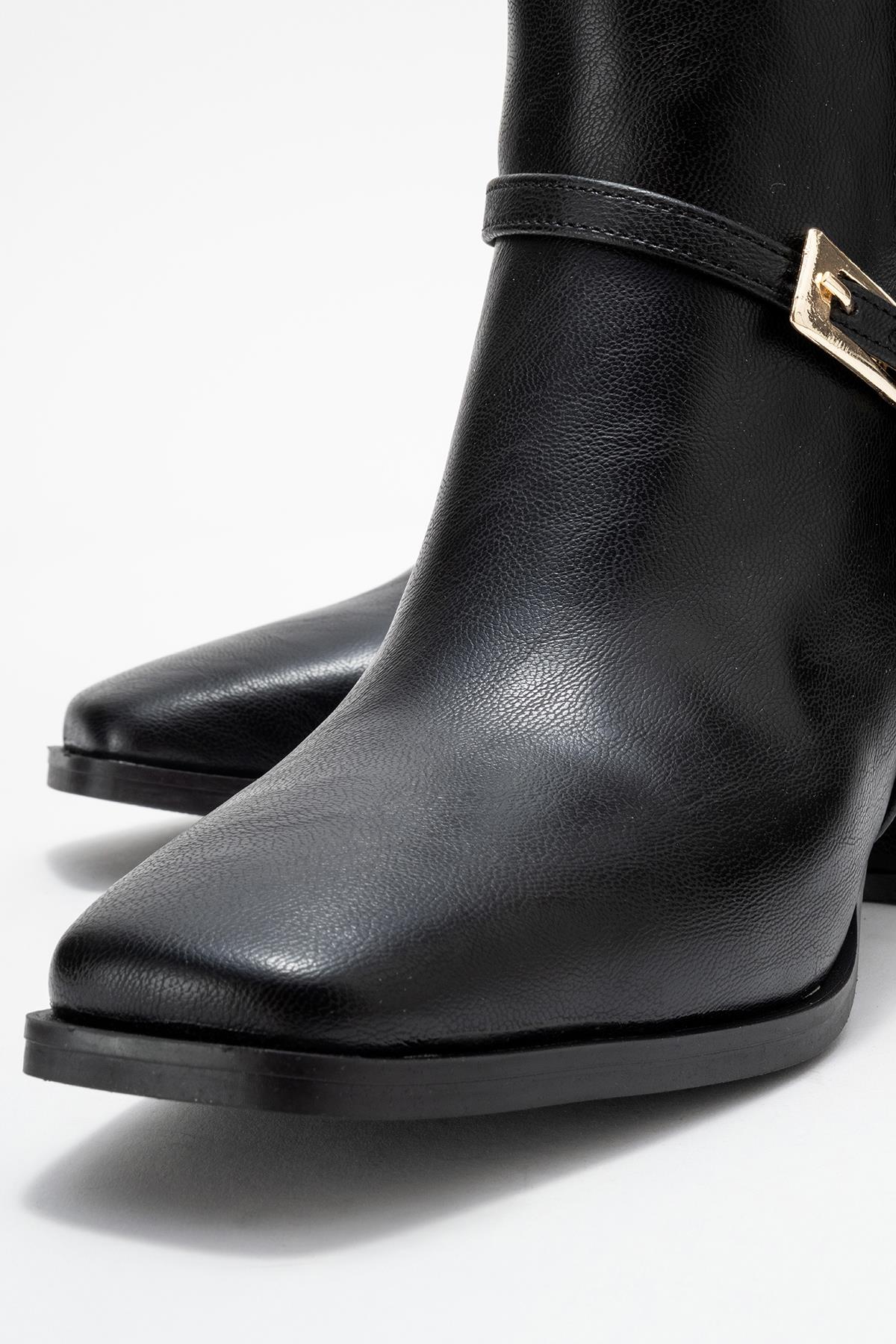 Küt Burunlu Tokalı Kadın Topuklu Bot SİYAH CİLT - Görsel 4