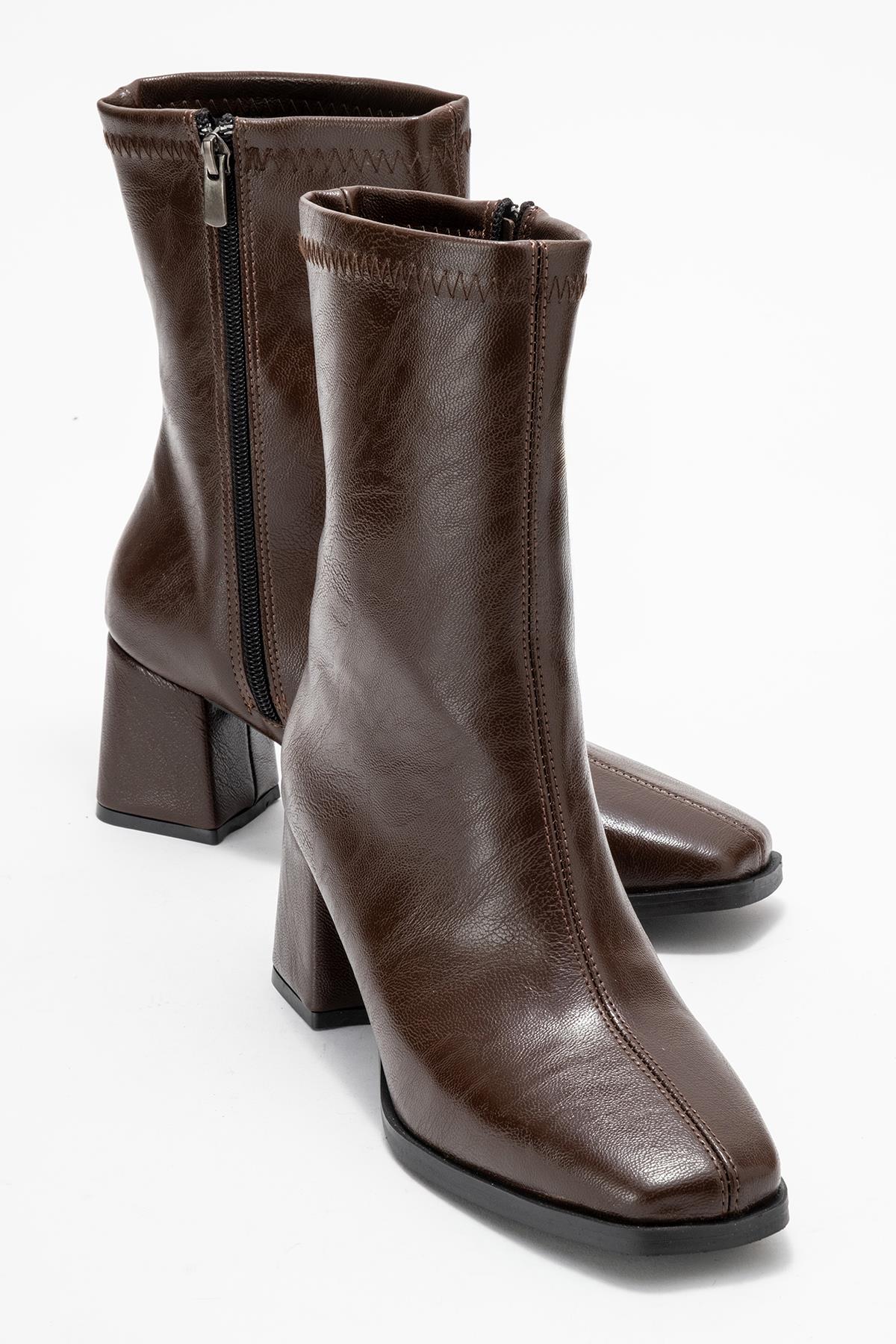 Küt Burunlu Sade Dikişli Fermuarlı Kadın Topuklu Bot KAHVE CİLT - Görsel 2