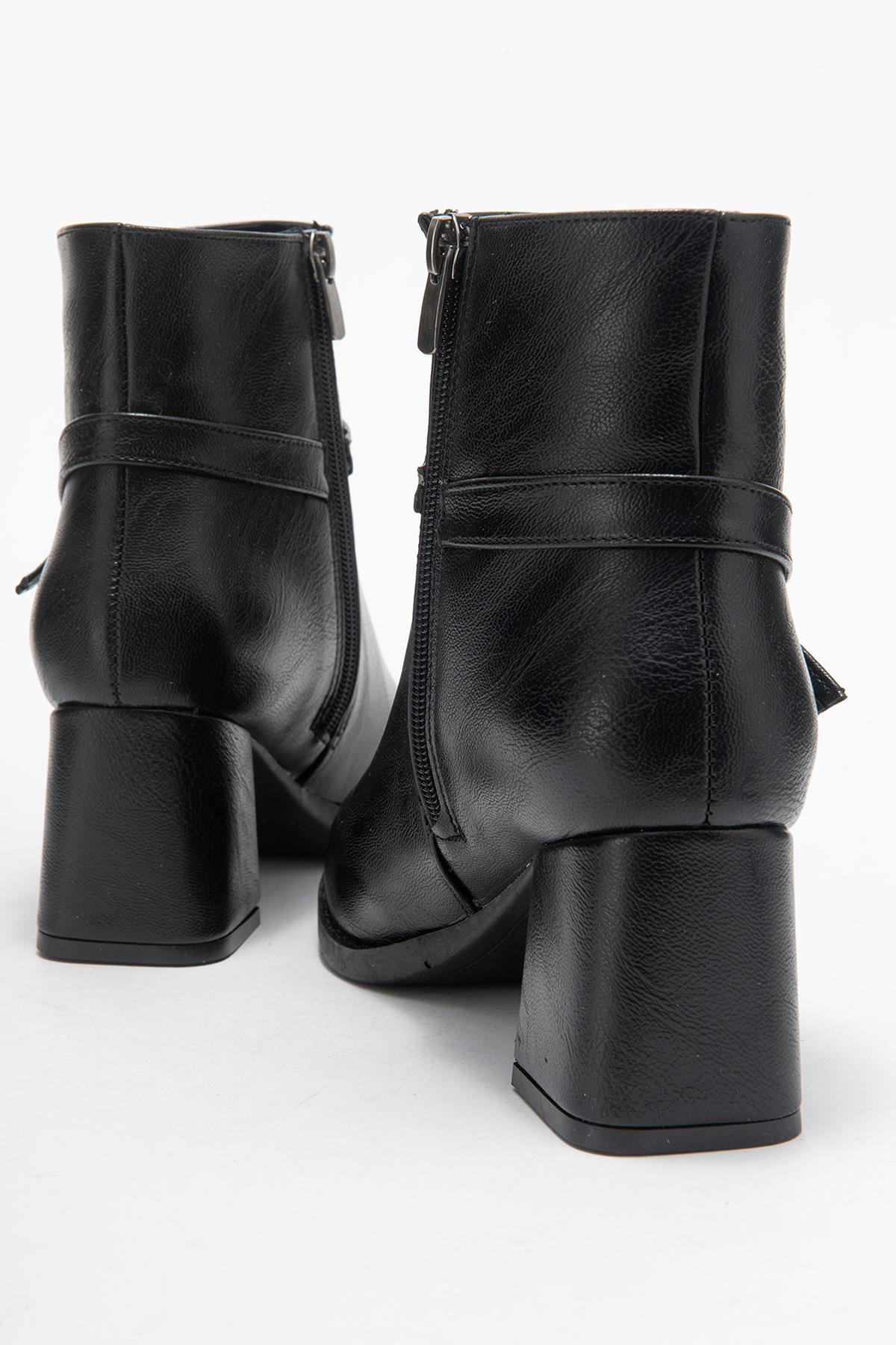 Sivri Burunlu Tokalı Kadın Topuklu Bot SİYAH CİLT - Görsel 5