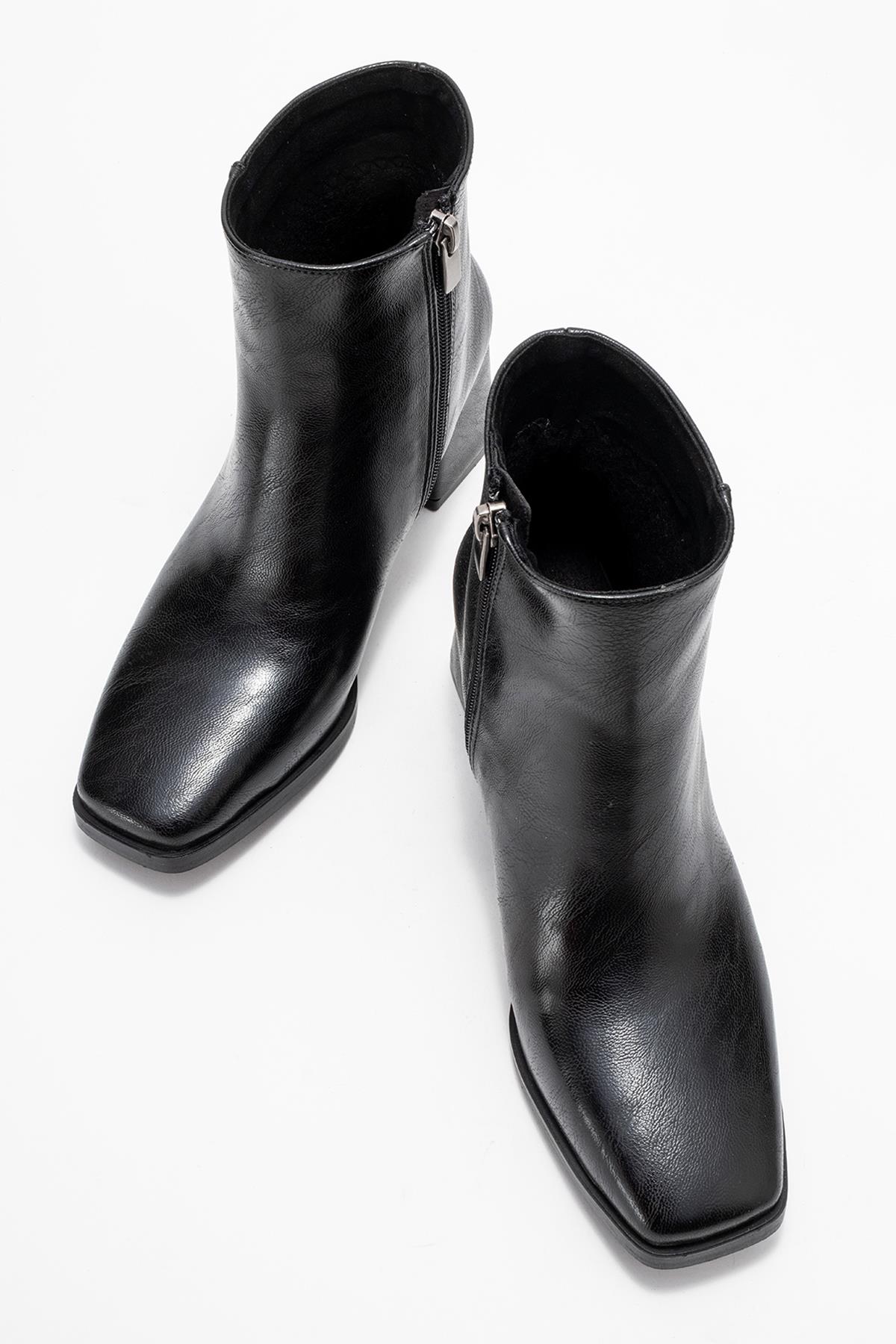 Kadın Sade Küt Burunlu Topuklu Bot SİYAH CİLT - Görsel 6
