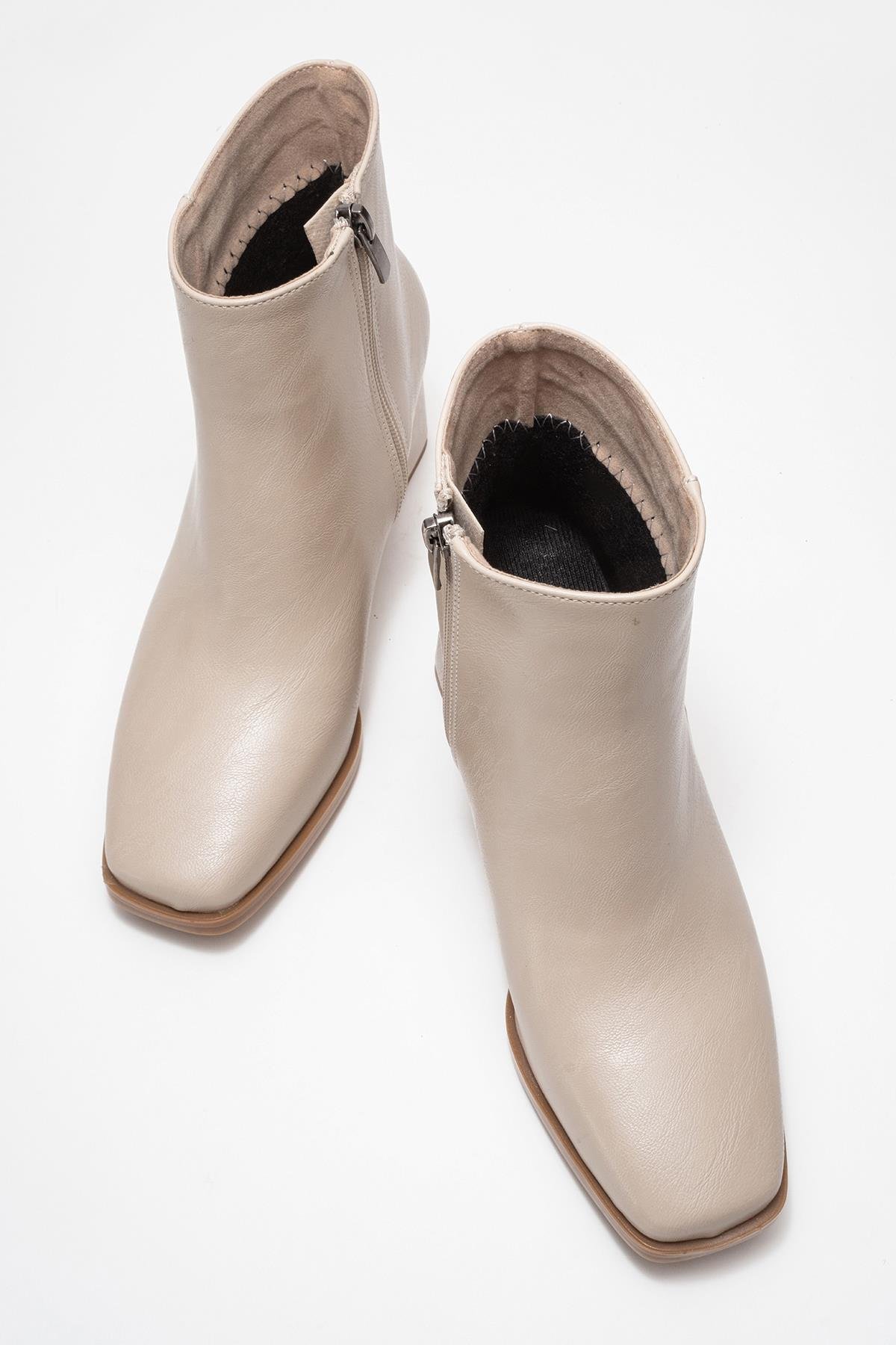 Kadın Sade Küt Burunlu Topuklu Bot TEN CİLT - Görsel 6