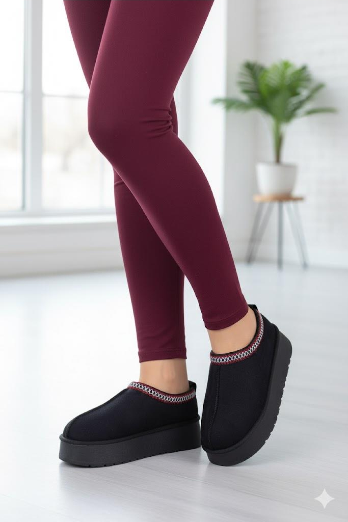 1191 İçi Kürklü Kalın Taban Önü Kapalı Kışlık Kadın Terlik - Görsel 3