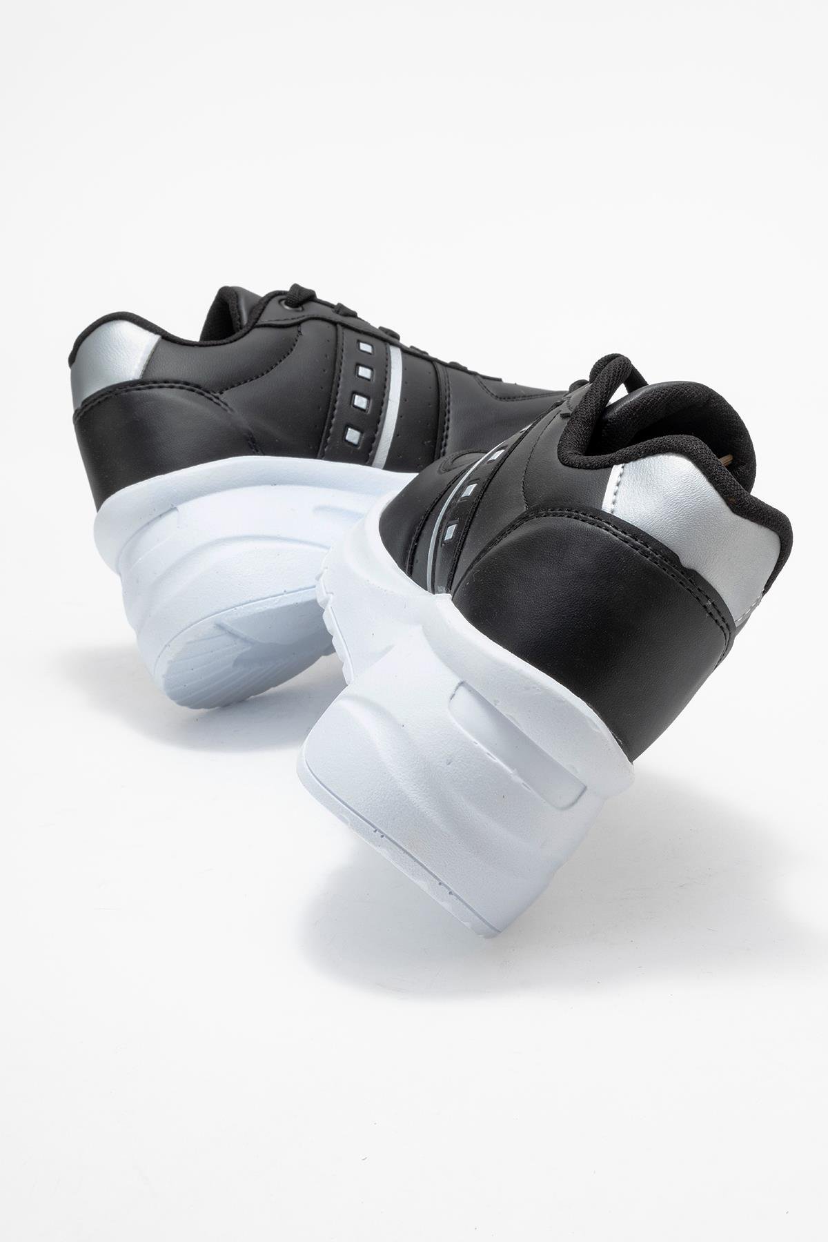Kadın Spor Ayakkabı; SİYAH BEYAZ TABAN - Görsel 5