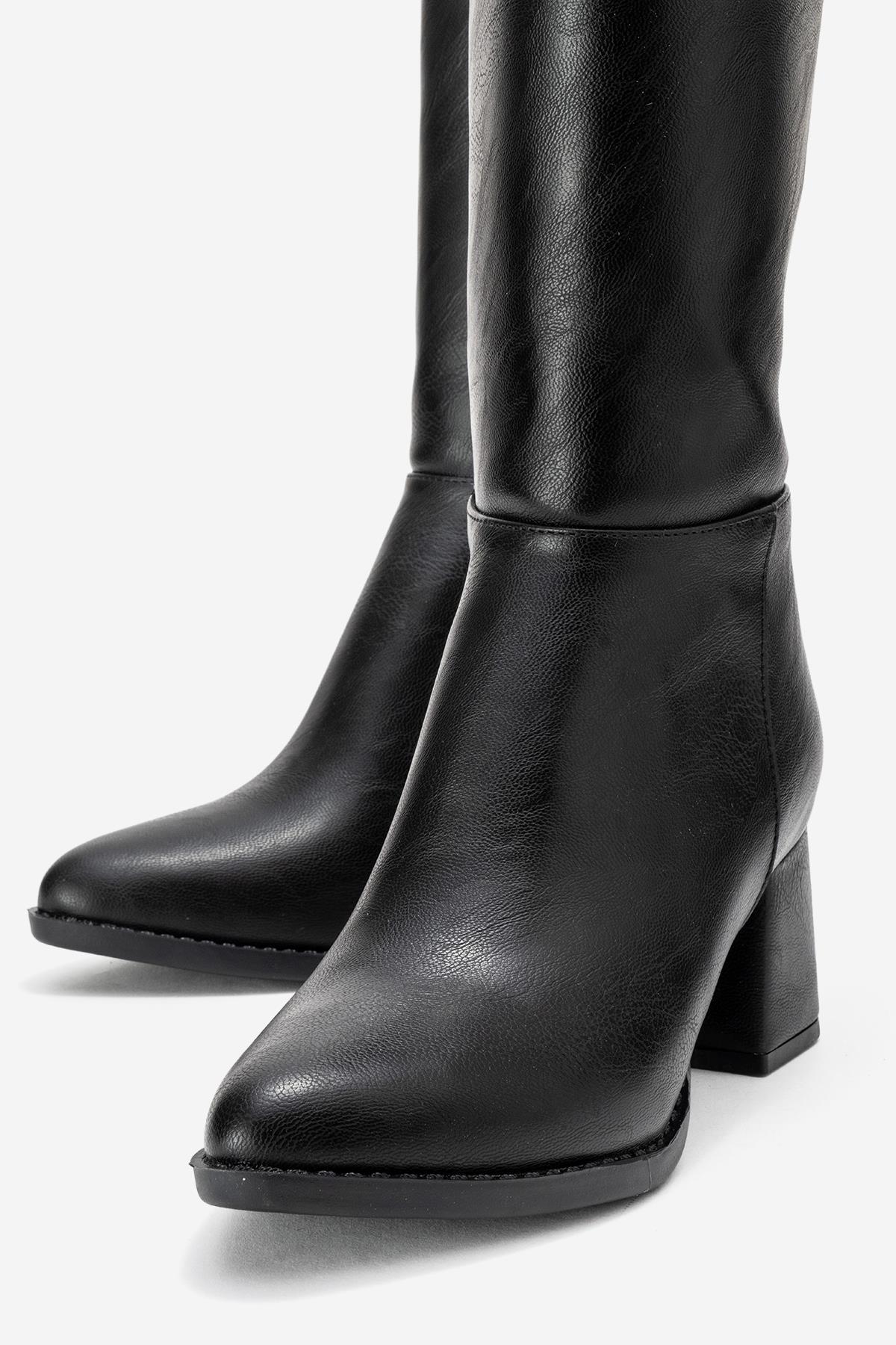 Sade Sivri Burunlu Topuklu Kadın Çizme SİYAH CİLT - Görsel 4