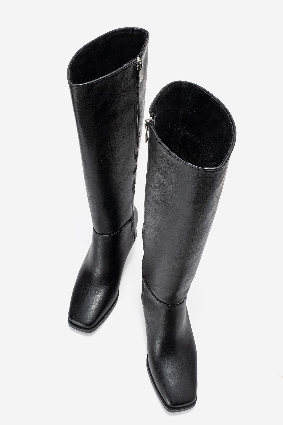 Sade Küt Burunlu Topuklu Kadın Çizme SİYAH CİLT - Görsel 10