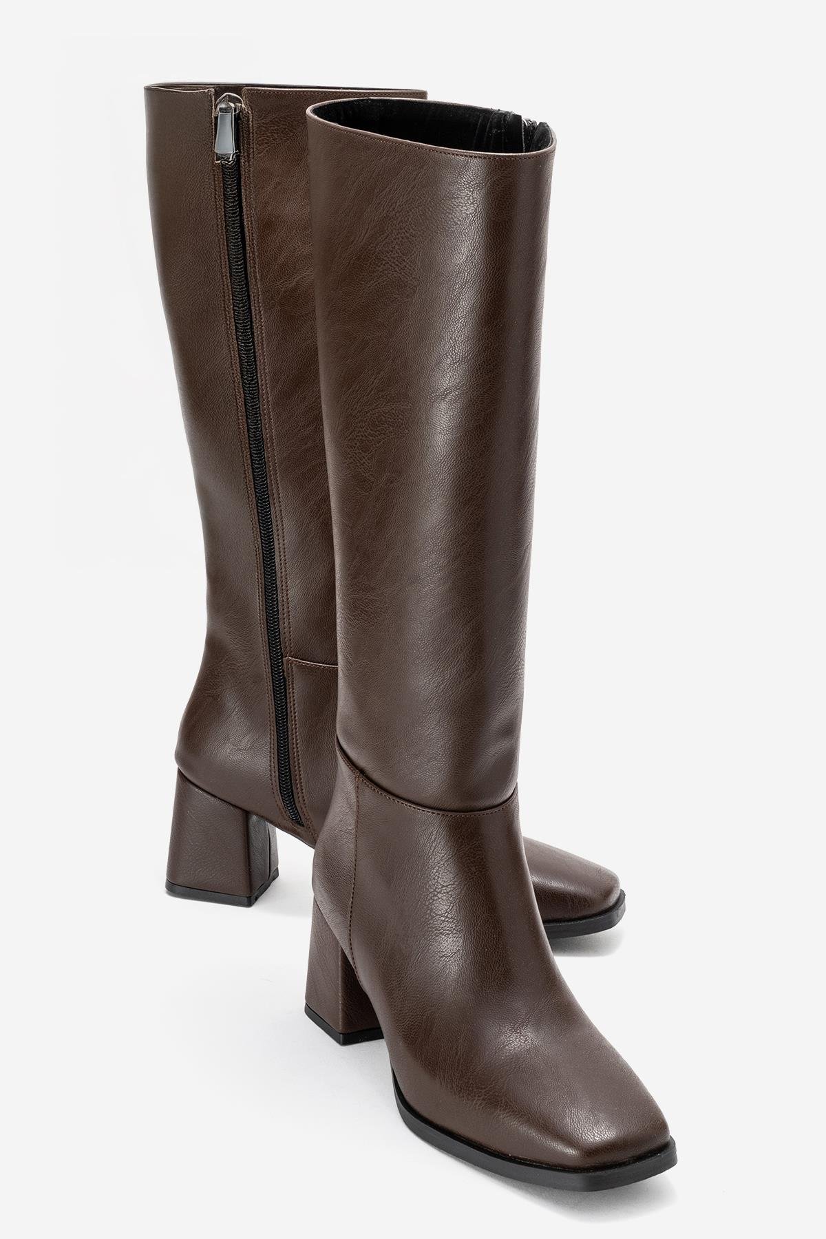 Sade Küt Burunlu Topuklu Kadın Çizme KAHVE CİLT - Görsel 2