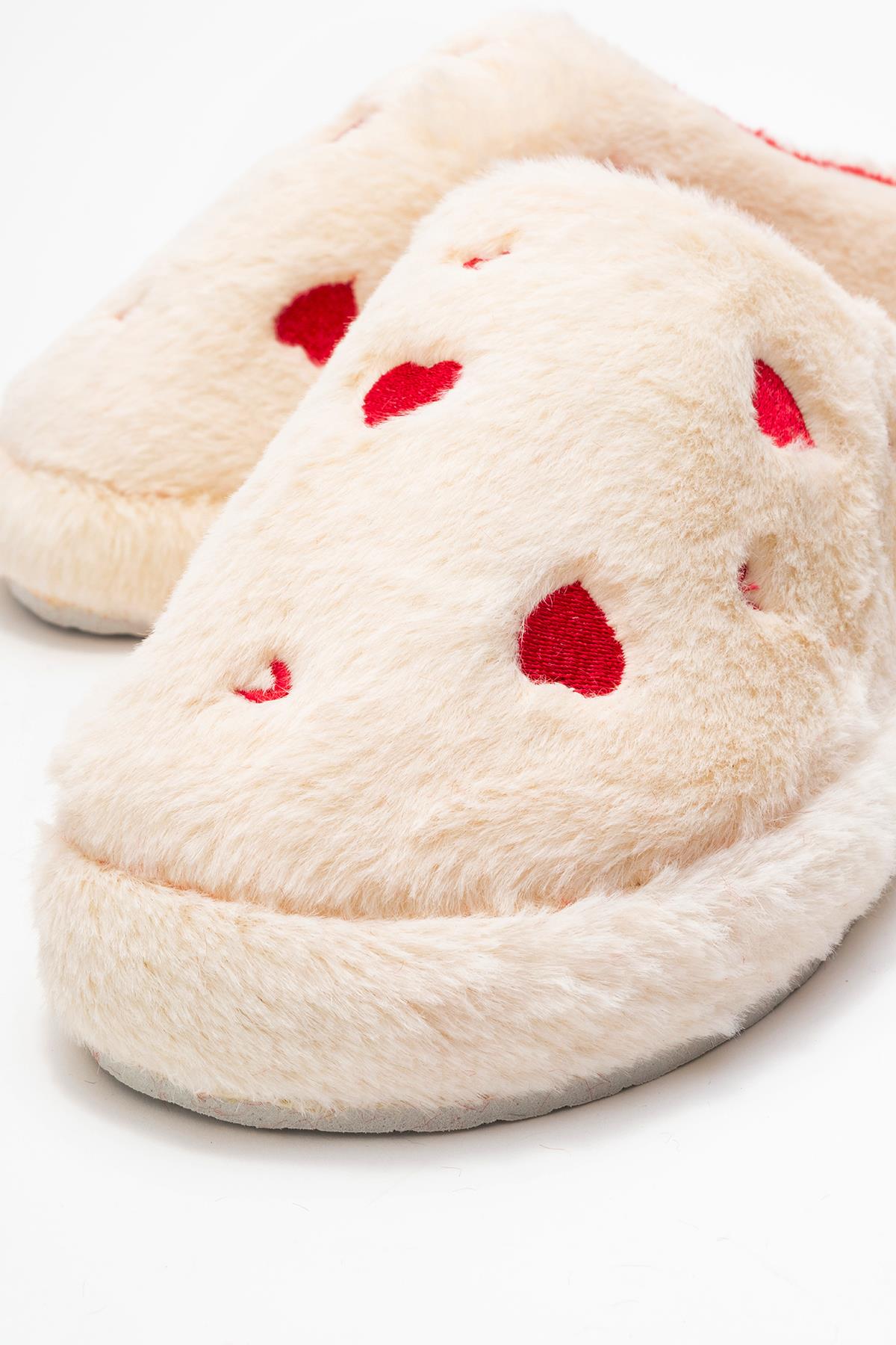 Kadın Arkası Açık Kalpli Tüylü Ev Terliği; EKRU - Görsel 4