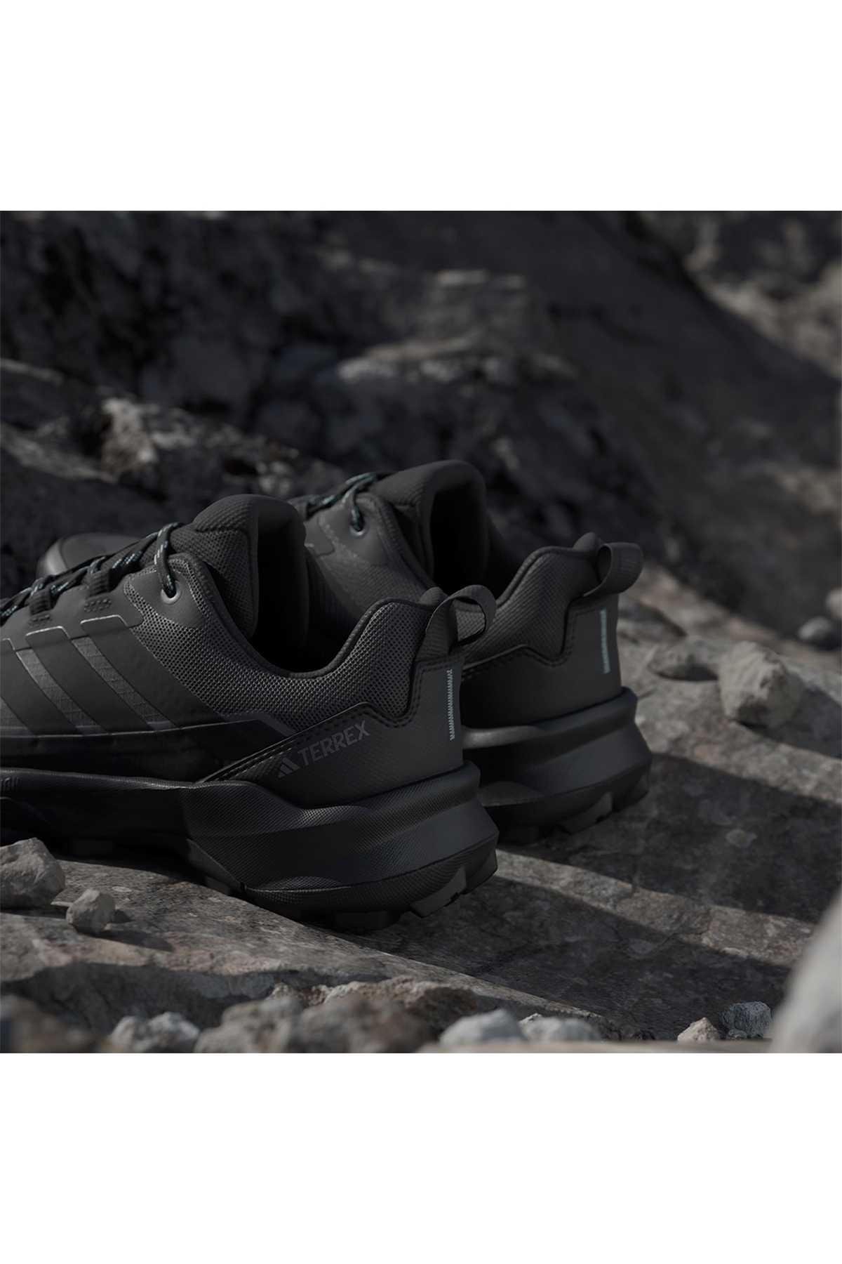 Terrex Skychaser Ax5 Goretex Kadın Siyah Outdoor Ayakkabı - Görsel 5