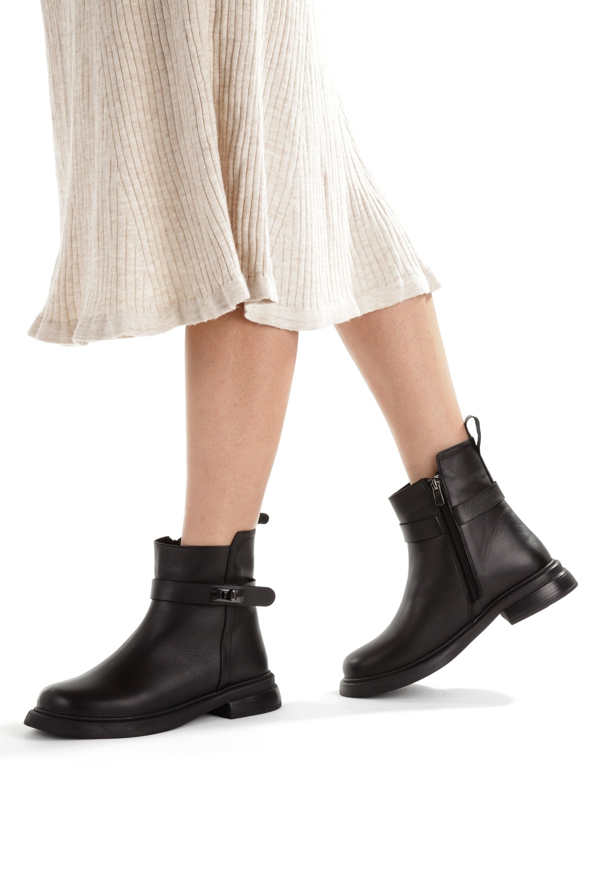 Siyah Hakiki Deri Topuksuz Günlük Kadın Bot Ar26 - Görsel 5