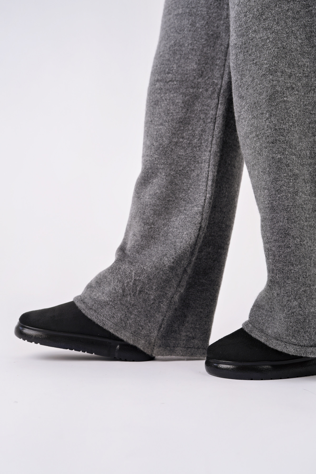 Kugu Kadın Kışlık Bot İçi Tüylü Siyah - Görsel 3