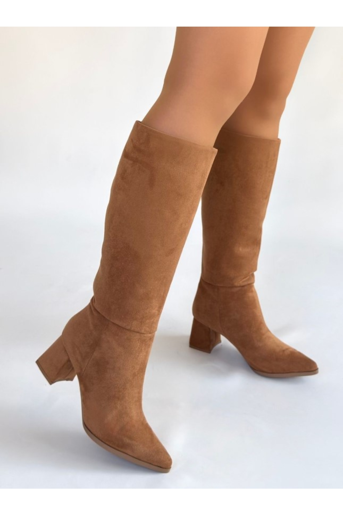 Seribo Sivri Burun Fermuarsız Kadın Çizme - Görsel 4