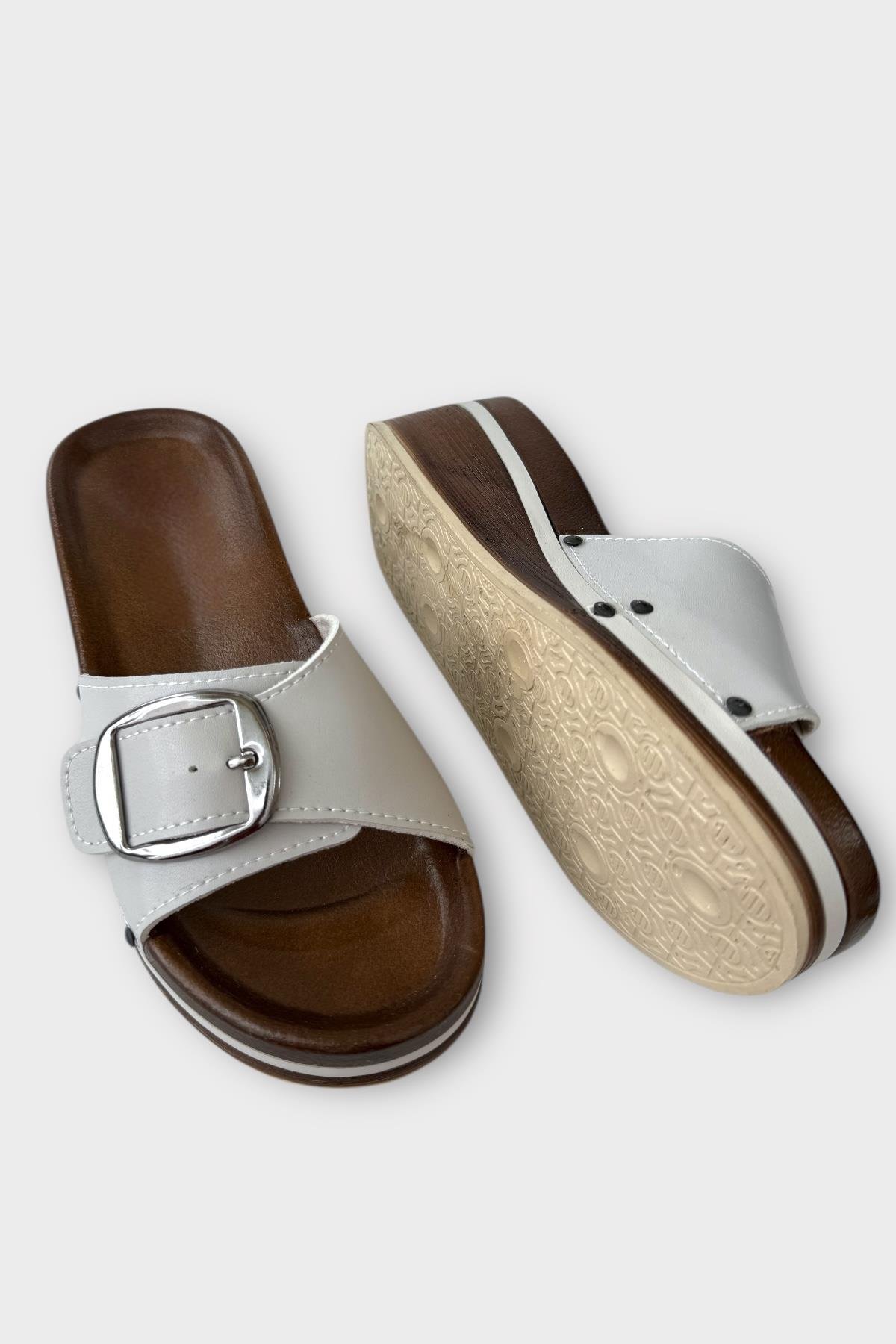 Kadın Günlük Terlik Tokalı Dolgu Topuk Şık Yazlık Ev Plaj Tatil Terliği GRİ - Görsel 5