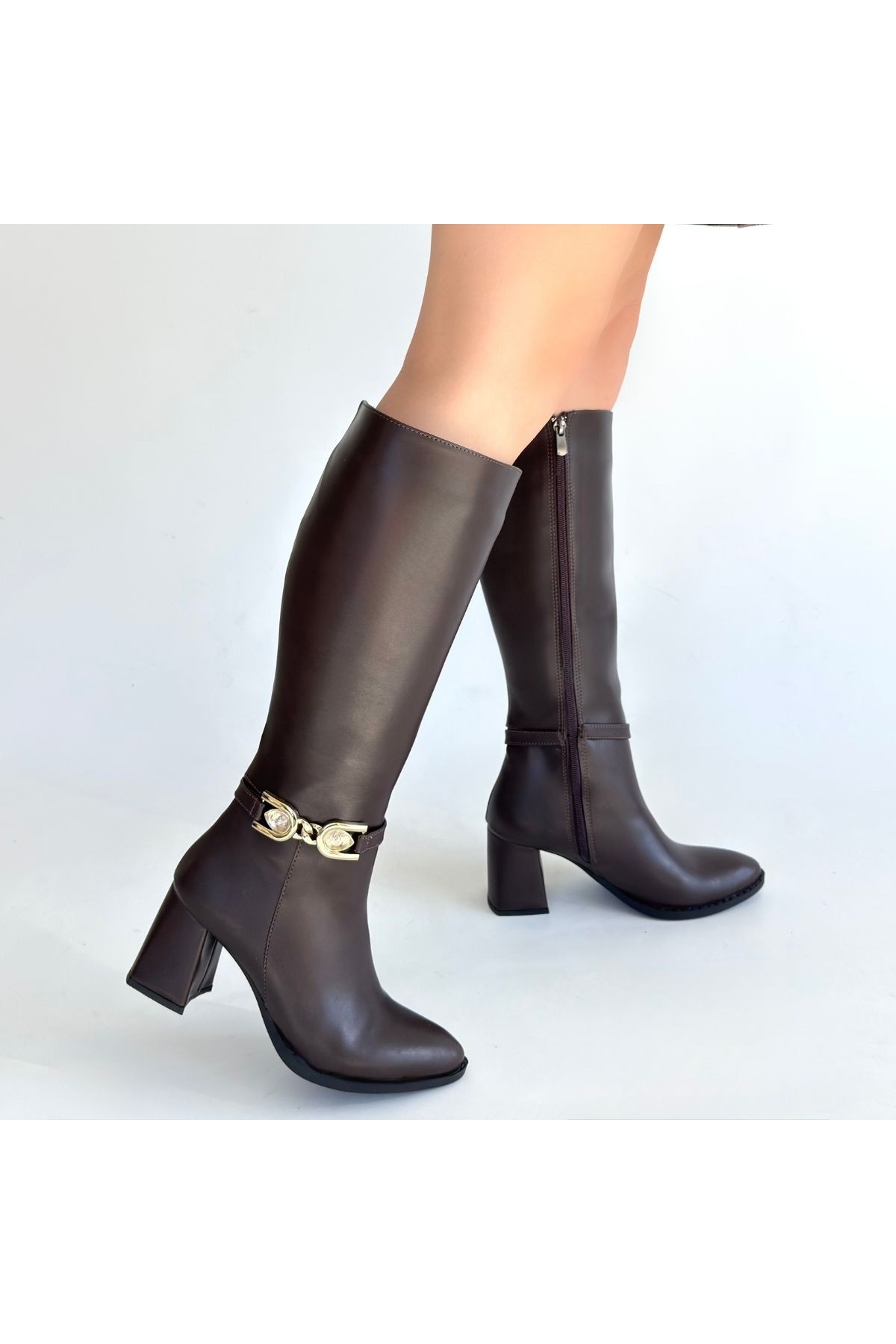 Kahverengi Fermuarlı Kadın Topuklu Çizme - Görsel 5