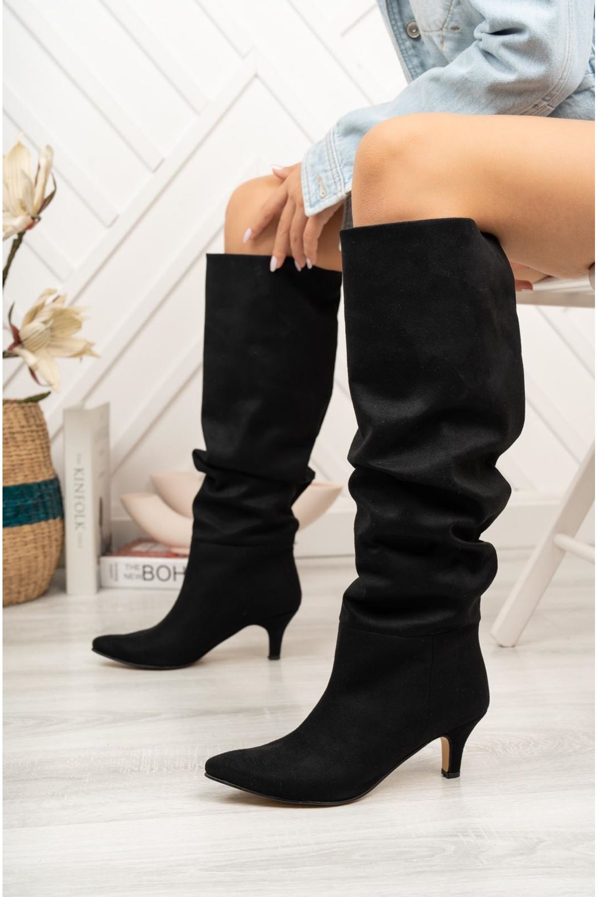 Seribo Kısa Topuk Büzgülü Sivri Burun Fermuarsız Kadın Çizme - Görsel 5
