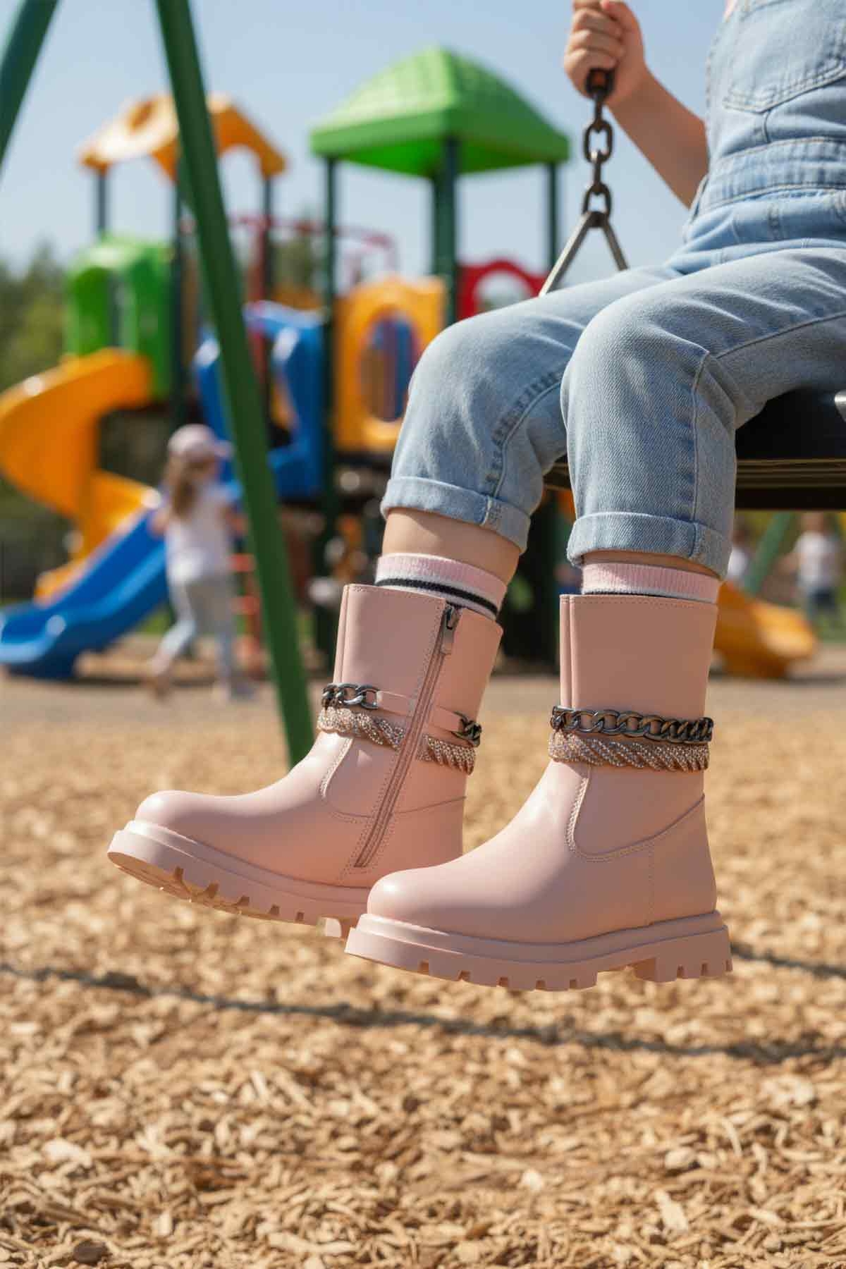 Pudra İçi Polarlı Kaymaz Kız Çocuk Çizme Duru F - Görsel 4