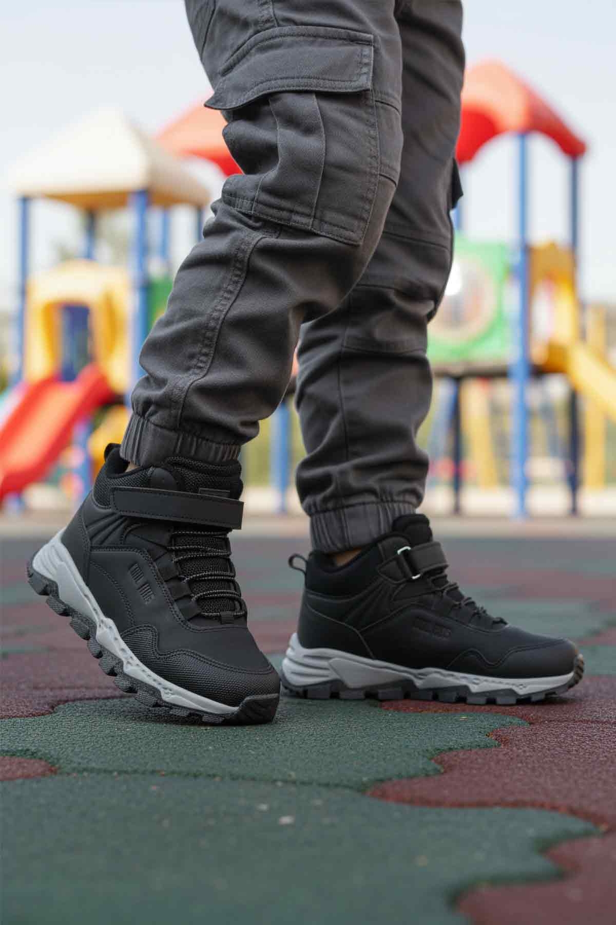 Siyah Gri Cırtlı Kaymaz Taban Erkek Çocuk Outdoor Bot Doruk F - Görsel 4