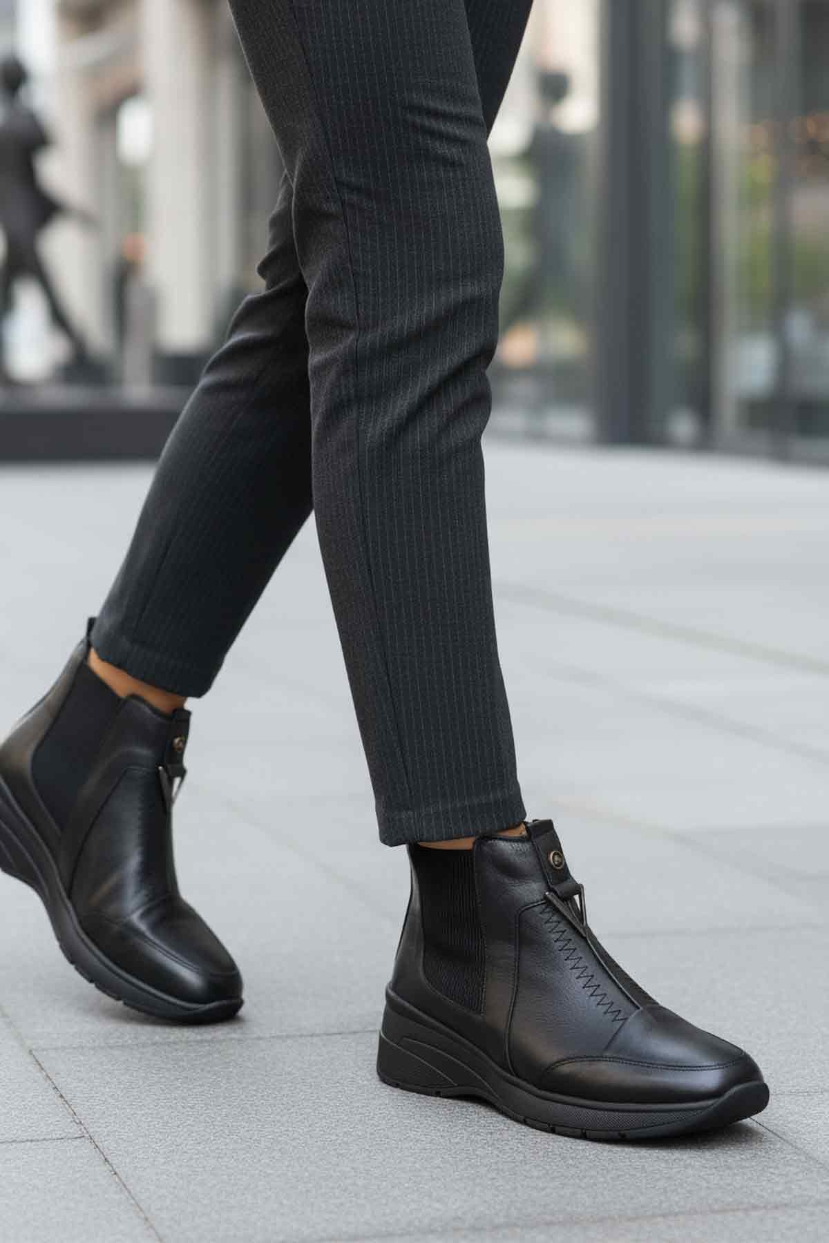 Siyah Hakiki Deri İçi Polarlı Darbe Emici Anatomik Kadın Bot 4153 Z - Görsel 4