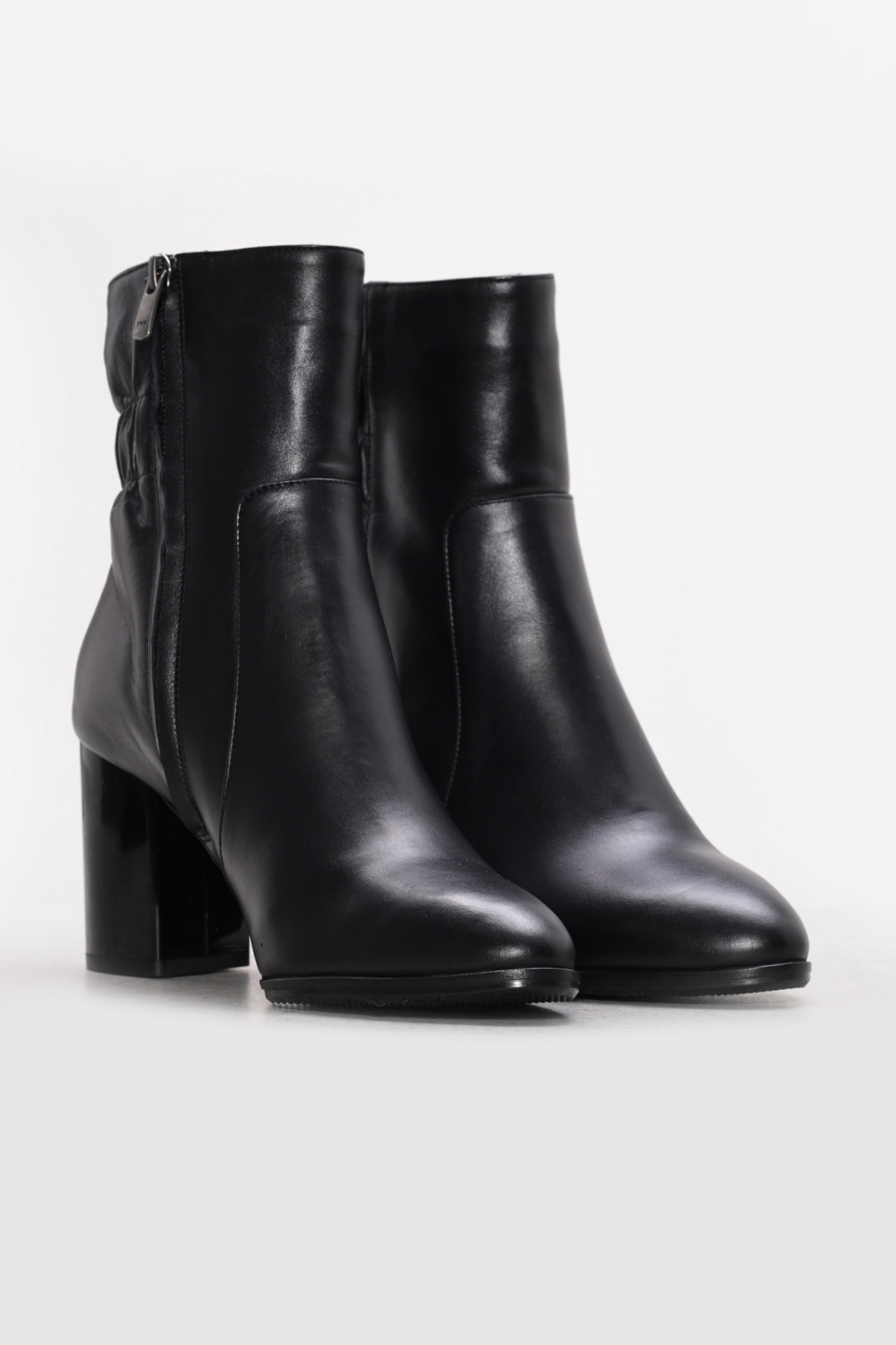 Hakiki Deri Kürklü Kadın Klasik Bot 264KZA687 - Görsel 5