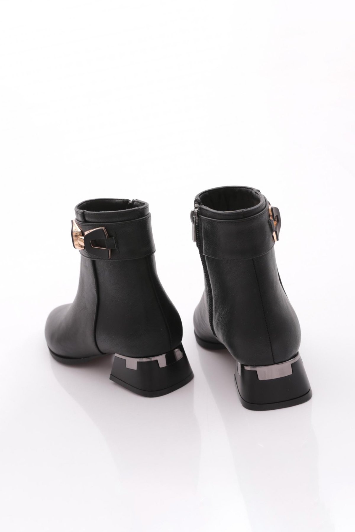 25100 Kadin Topuklu Bot - Görsel 4