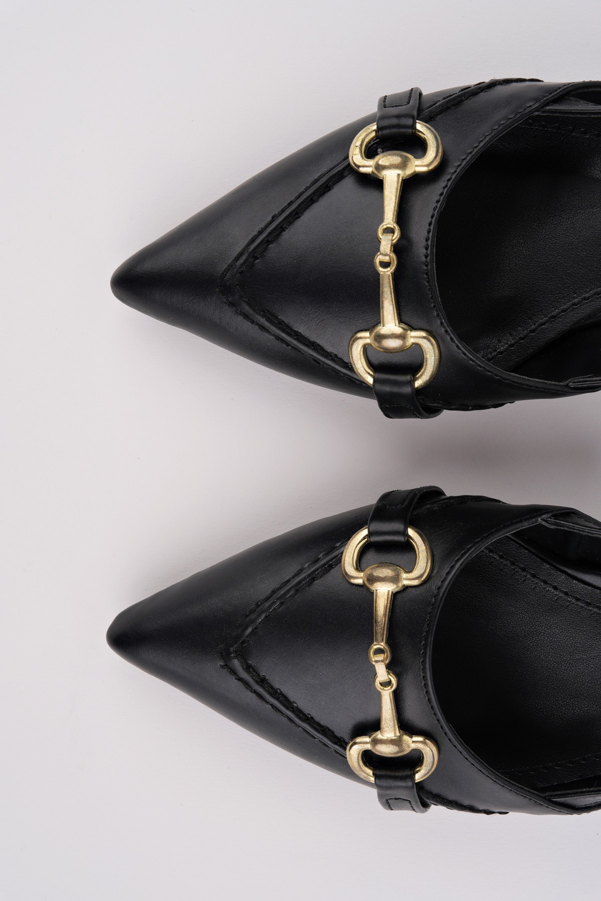 ELVİA Sivri Burun Arkası Açık Metal Aksesuarlı Kadın Kısa Topuklu Ayakkabı - Görsel 8