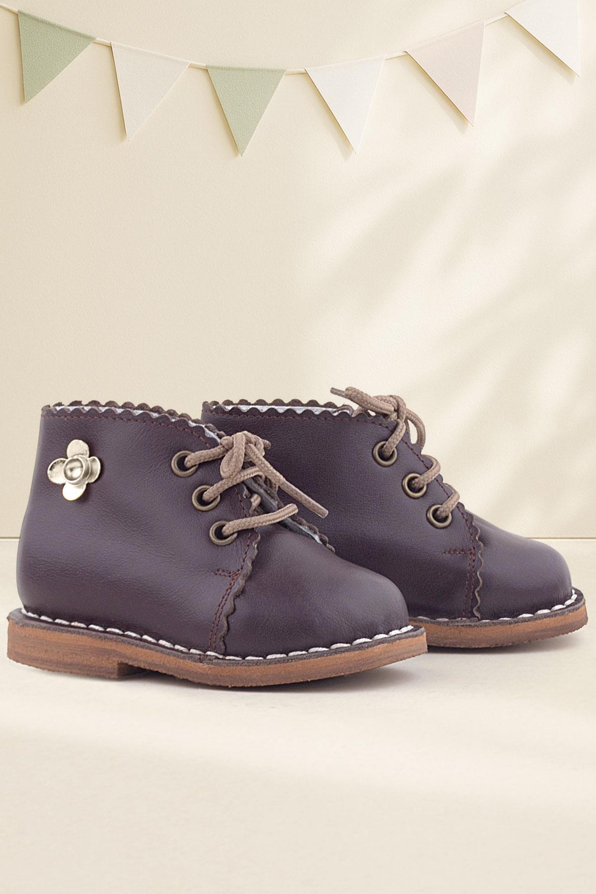 Handmade Hakiki Deri Kahverengi Çiçek Detaylı Bağcıklı Bebek Bot - Görsel 2