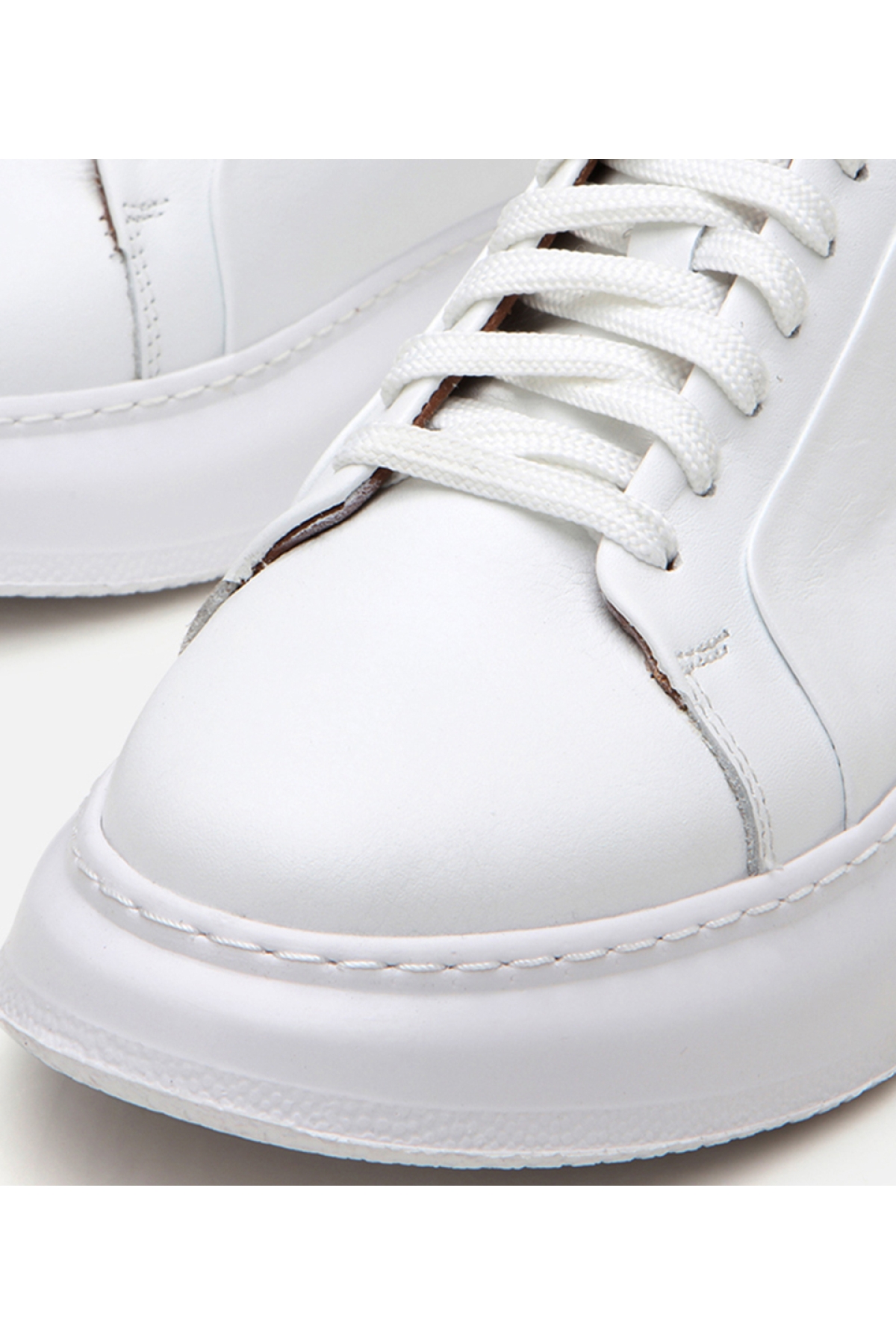 Erkek Deri Beyaz Hafif Tabanlı Spor Ayakkabı - Görsel 3