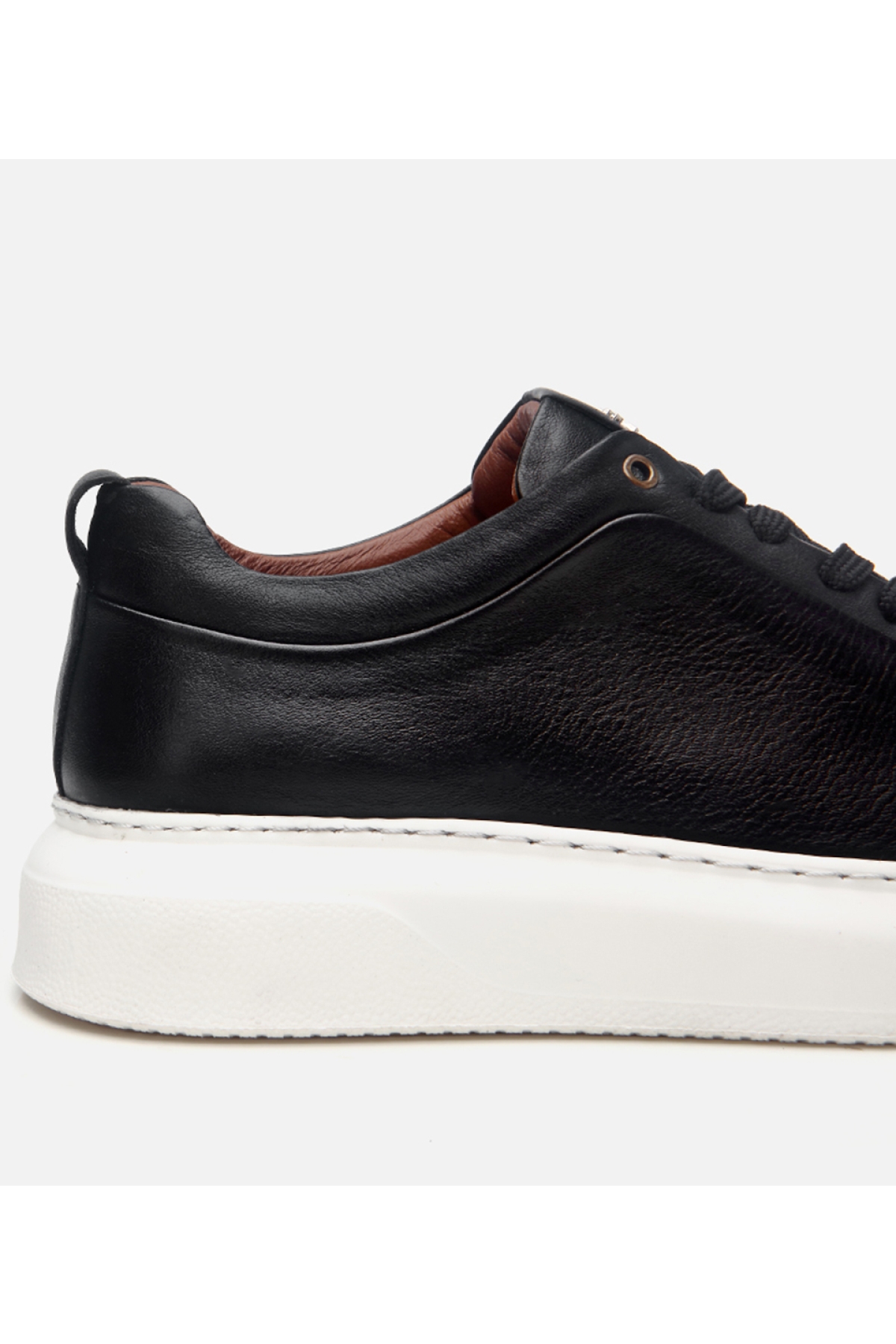 Erkek Deri Siyah Hafif Tabanlı Spor Ayakkabı - Görsel 4
