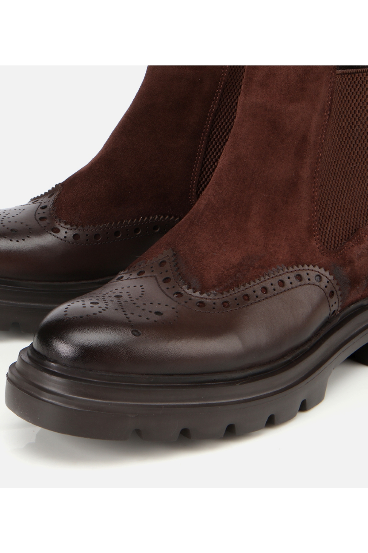 Erkek Süet Deri Kahverengi Lastik Detaylı İşlemeli Chelsea Bot - Görsel 3