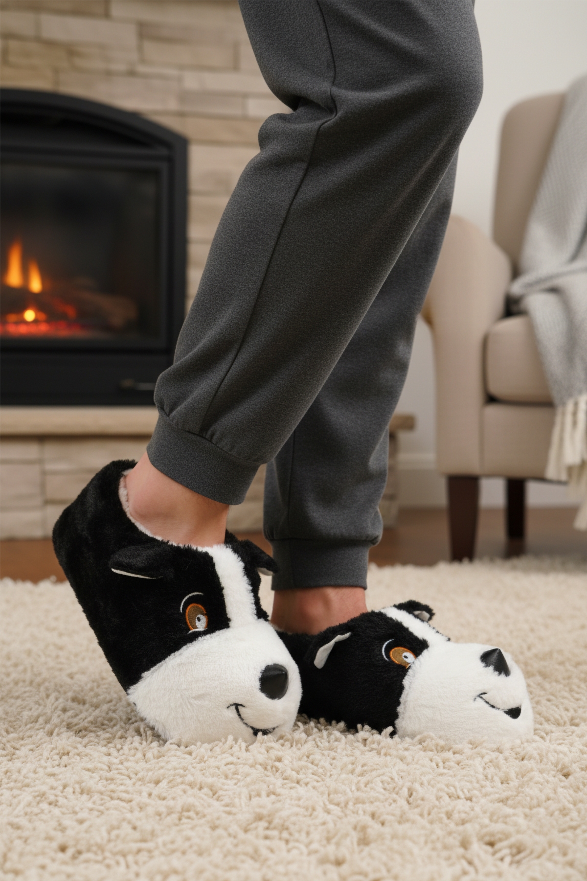 Siyah Köpek Desenli Unisex Panduf 26K001 - Görsel 4