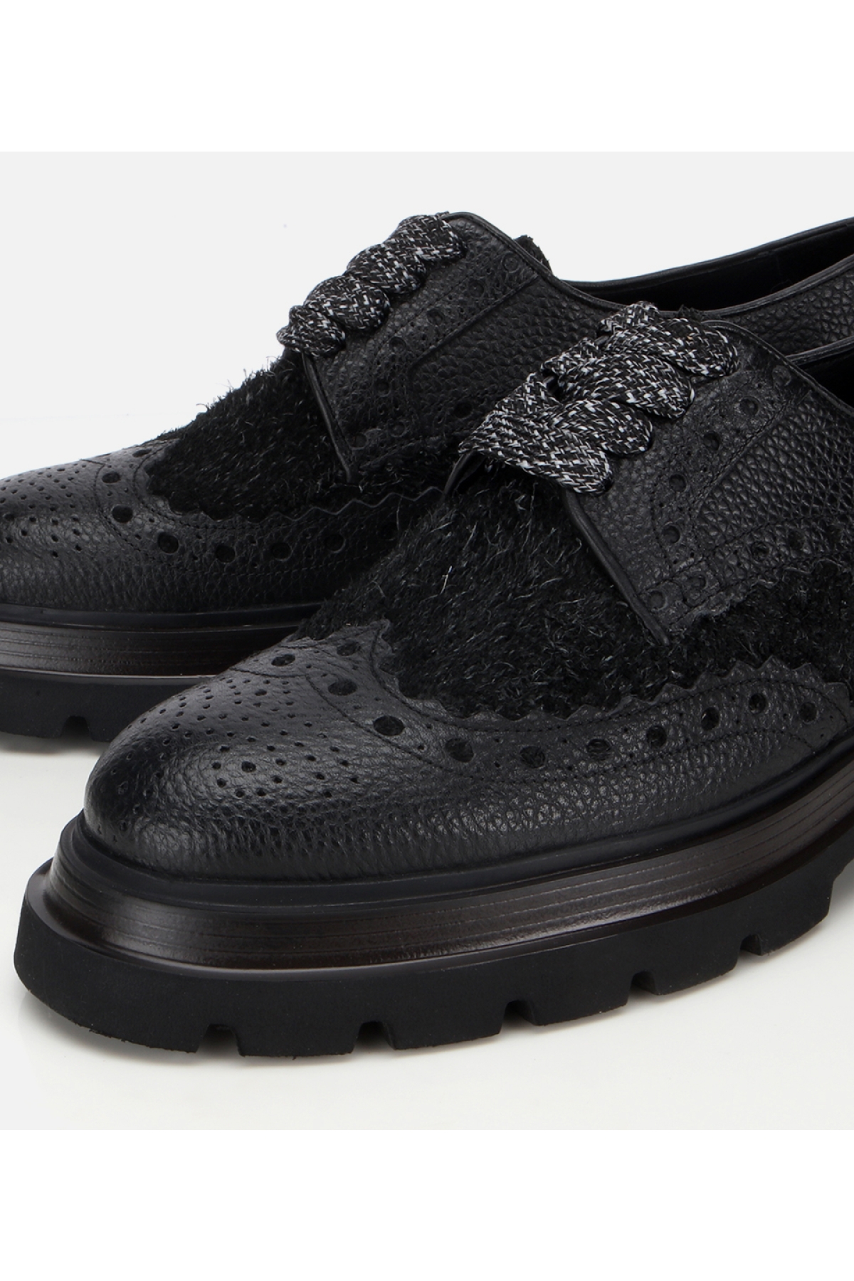 Erkek Deri Siyah Kırçıllı Yüksek Tabanlı Günlük Ayakkabı - Görsel 3