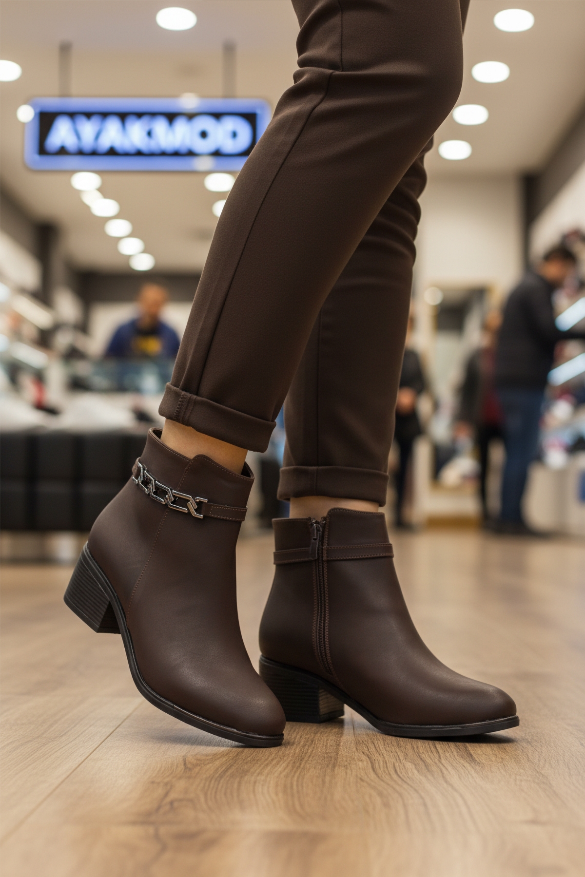 Kahve Zümrüt Fermuarlı Polarlı Kadın Topuklu Bot 325131 Z - Görsel 4