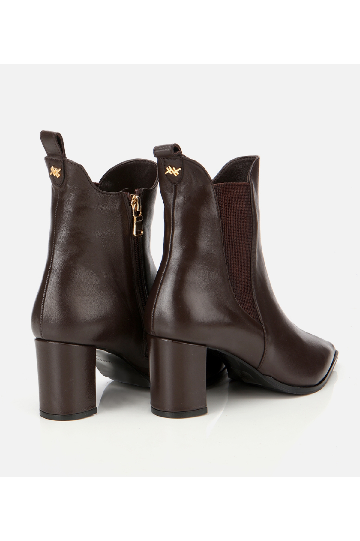 Kadın Deri Kahverengi Sivri Burunlu Streç Detaylı Bilekte Topuklu Bot - Görsel 4