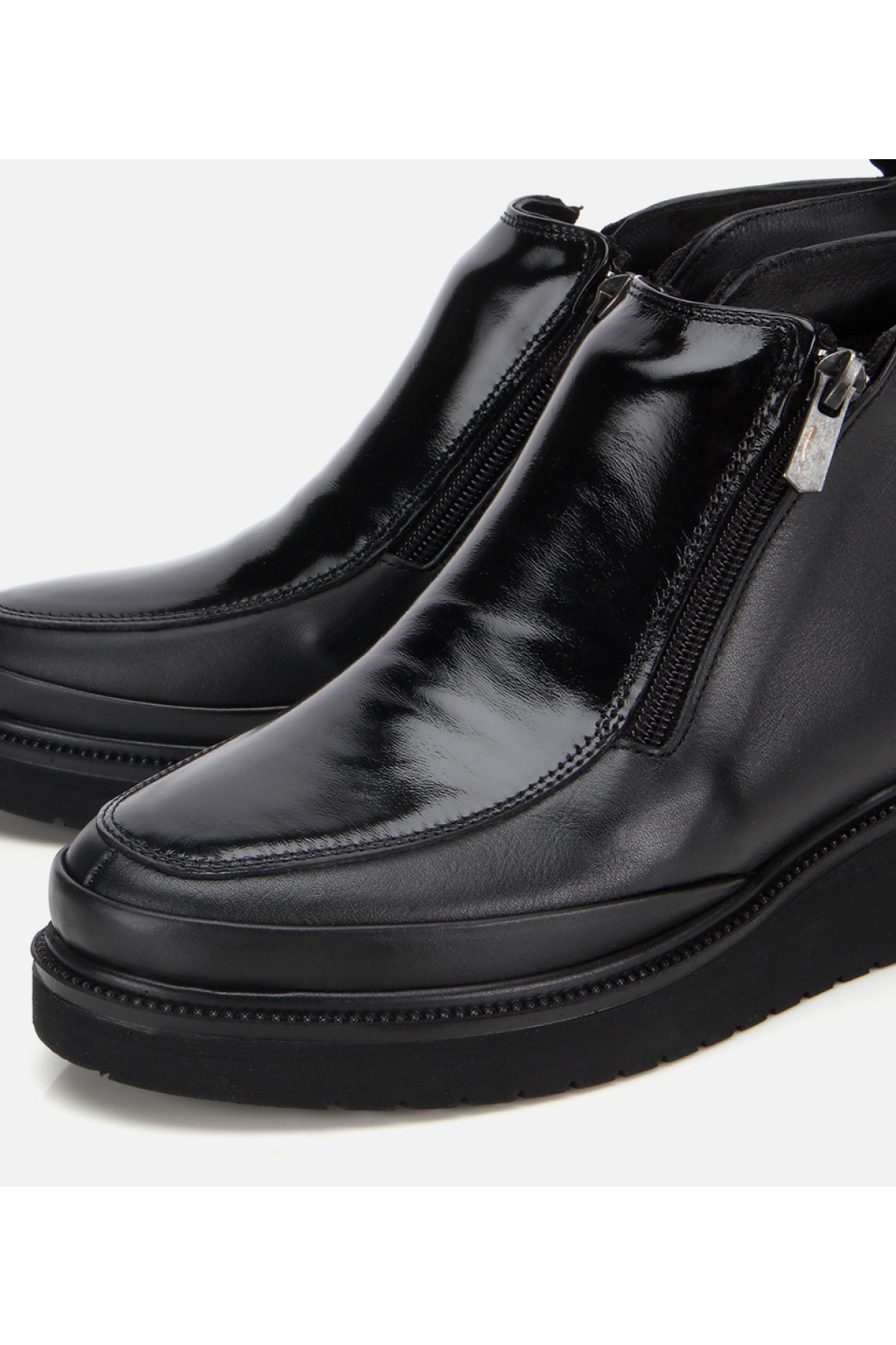 Kadın Deri Siyah Fermuar Detaylı Dolgu Topuklu Bot - Görsel 3