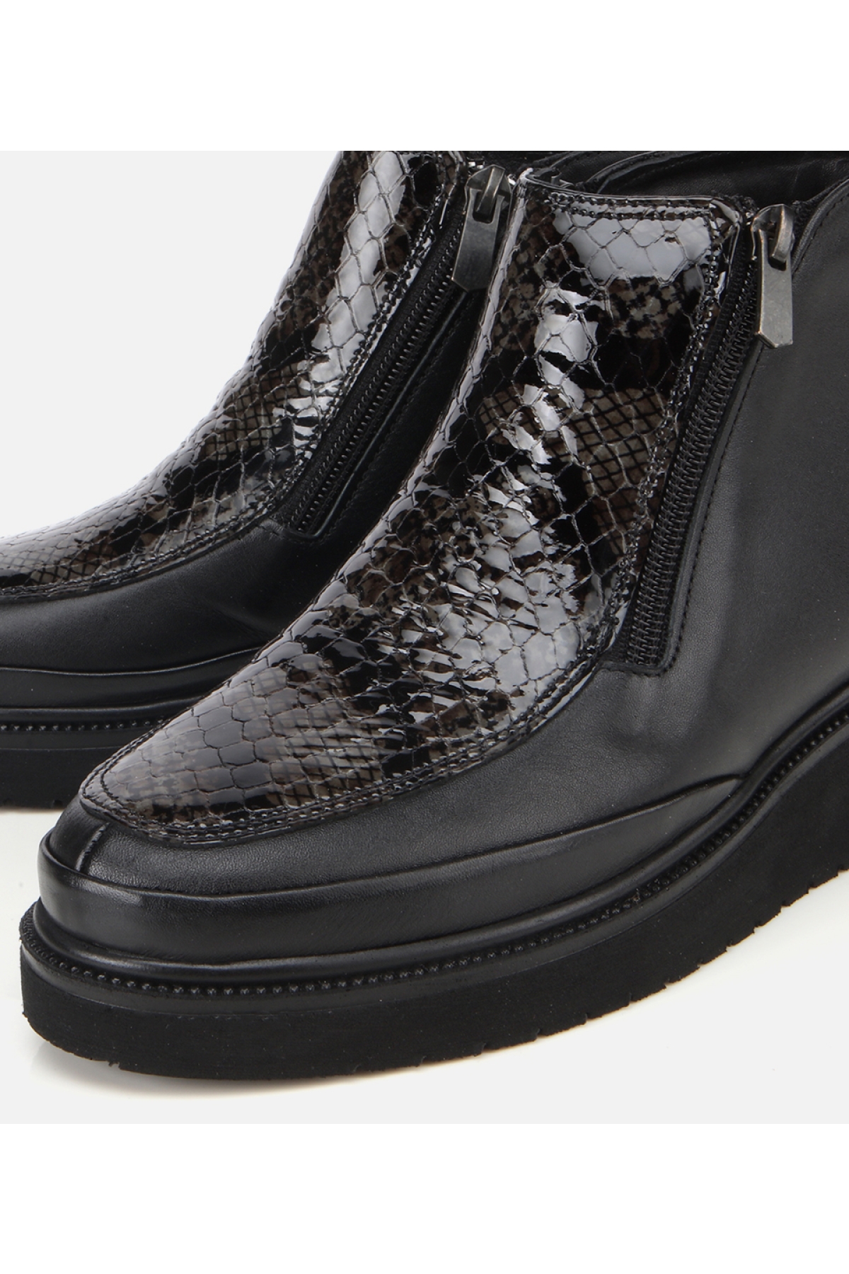 Kadın Deri Siyah Dolgu Topuklu Deri Baskılı Topuklu Bot - Görsel 3