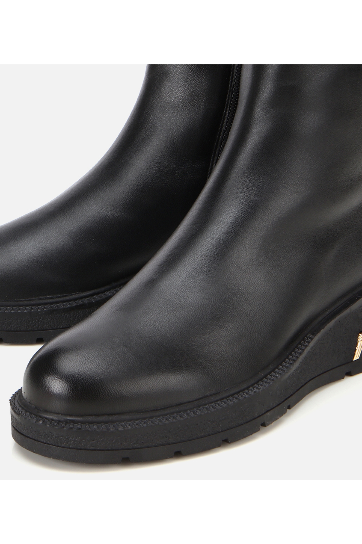 Kadın Deri Siyah Tokalı Dolgu Topuklu Bot - Görsel 3