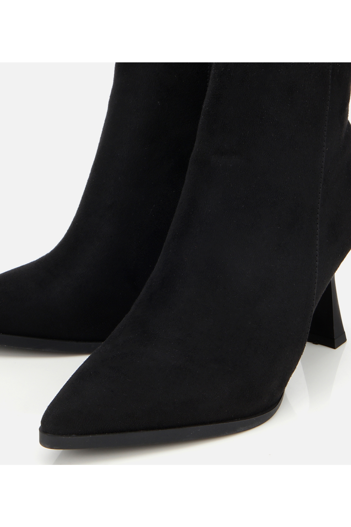 Kadın Süet Siyah Taşlı Tokalı Bilekte Topuklu Bot - Görsel 3