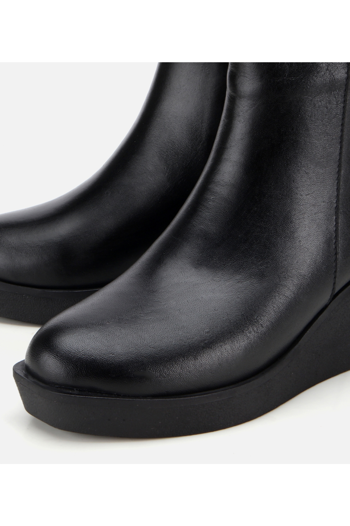 Kadın Deri Siyah Hafif Dolgu Bilekte Topuklu Bot - Görsel 3
