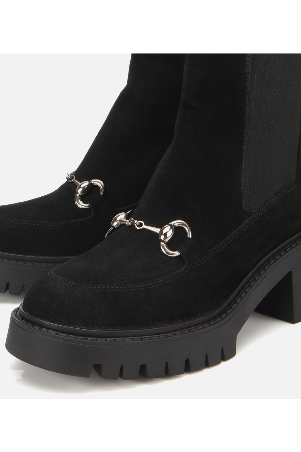 Kadın Süet Deri Siyah Tokalı Lastik Detaylı Kalın Tabanlı Topuklu Bot - Görsel 3