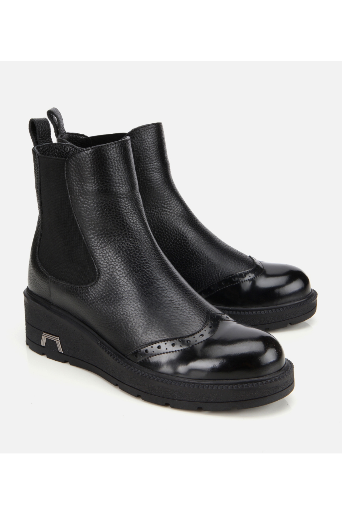 Kadın Deri Siyah Lastik Detaylı Dolgu Topuklu Bot - Görsel 2