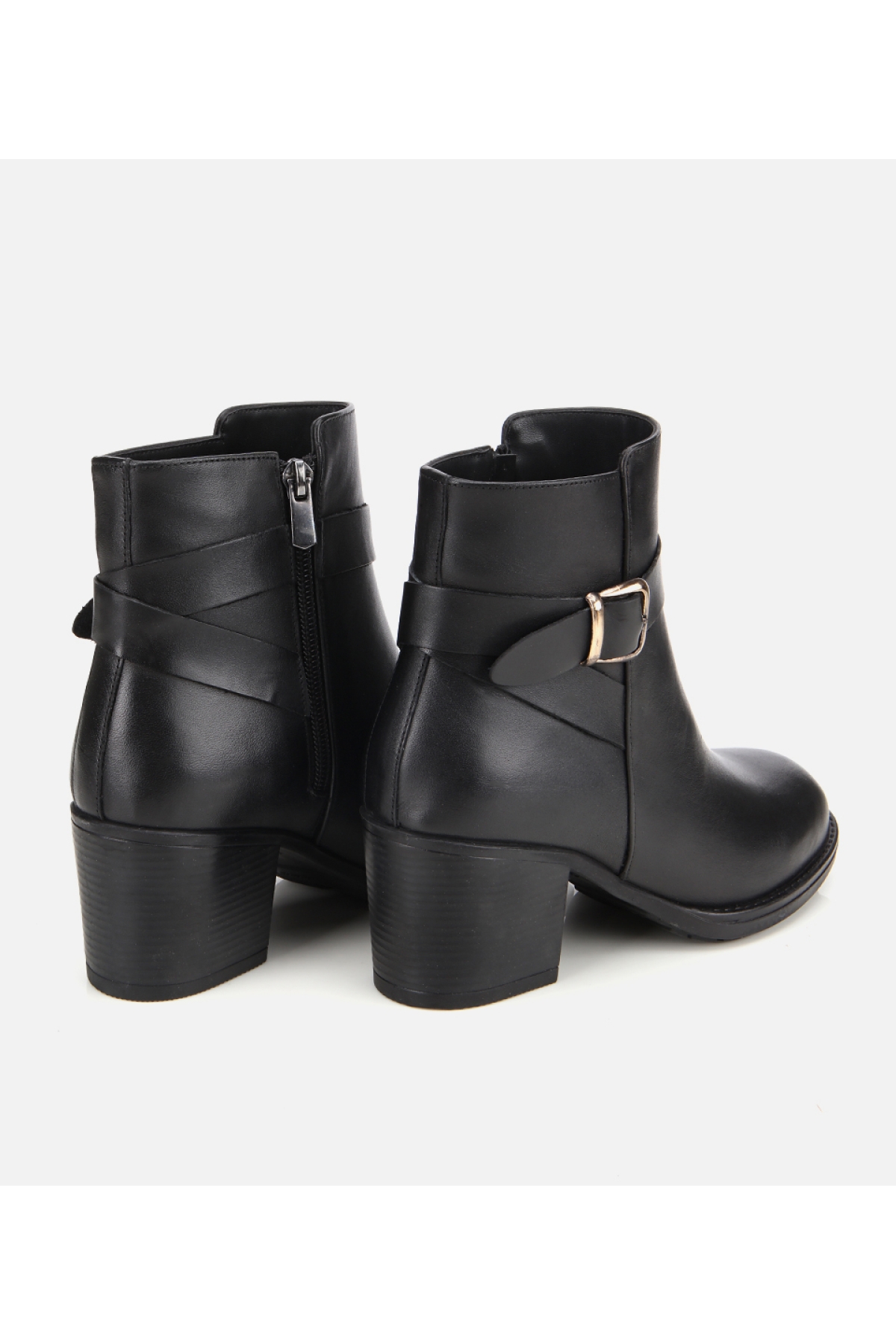 Kadın Deri Siyah Tokalı Bilekte Topuklu Bot - Görsel 4