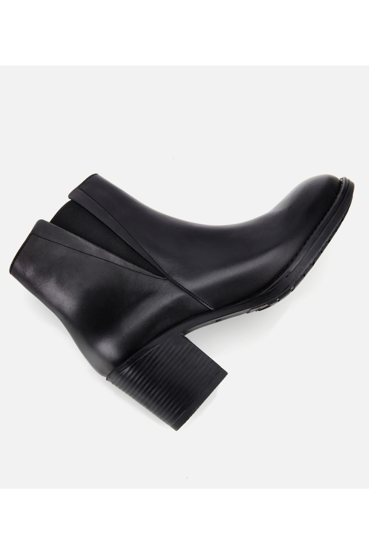 Kadın Deri Siyah Lastik Detaylı Bilekte Topuklu Bot - Görsel 6