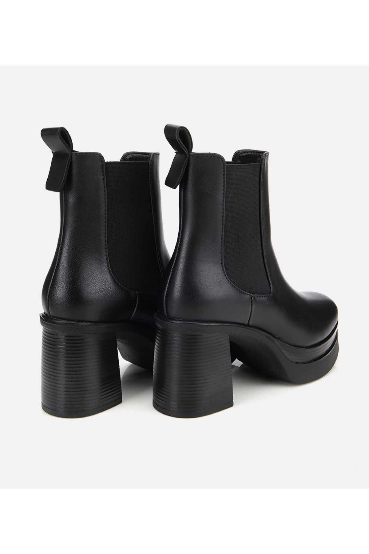 Kadın Siyah Lastik Detaylı Kalın Topuklu Bot - Görsel 4