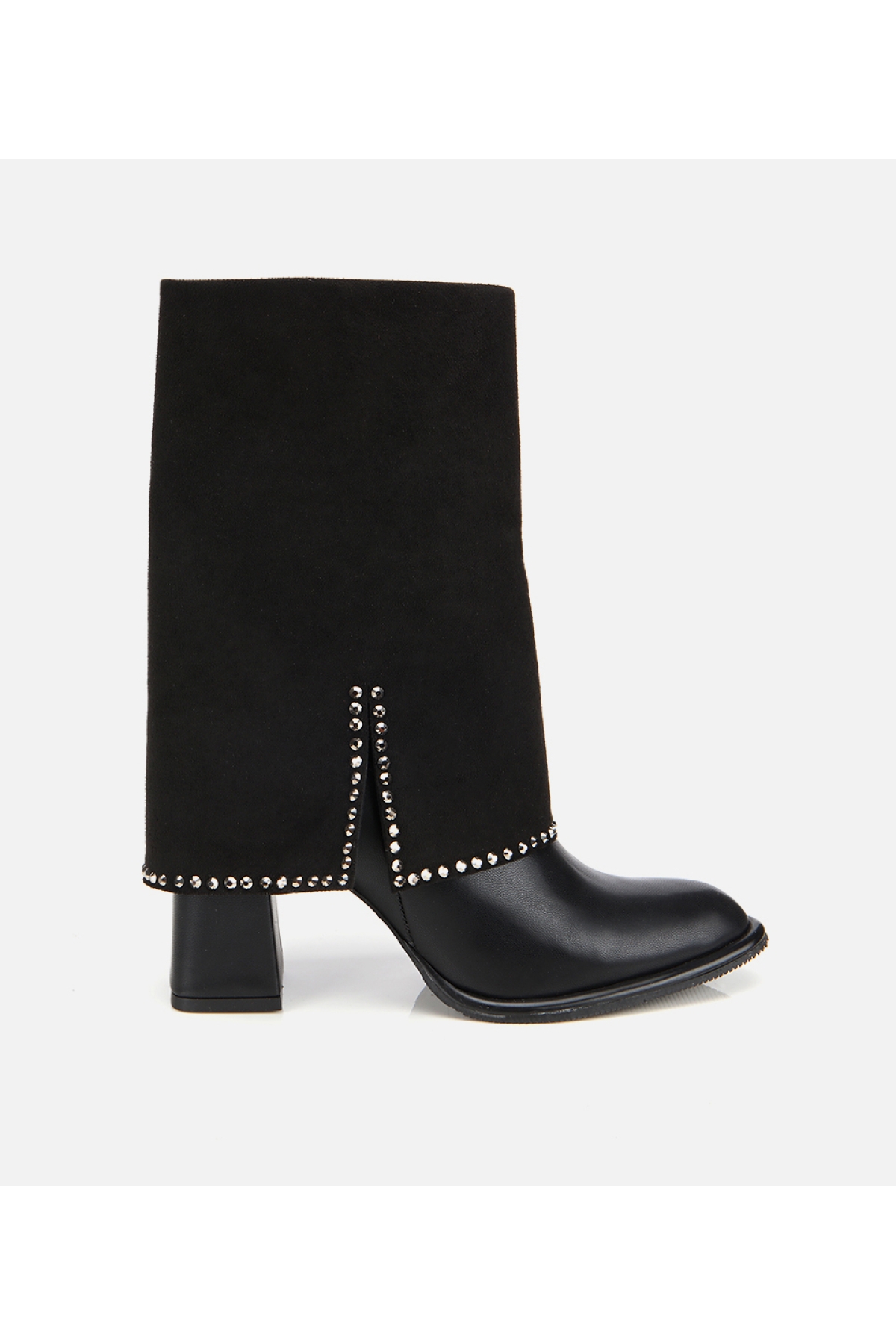 Kadın Siyah Pantolon Görünümlü Zımbalı Kalın Topuklu Bot