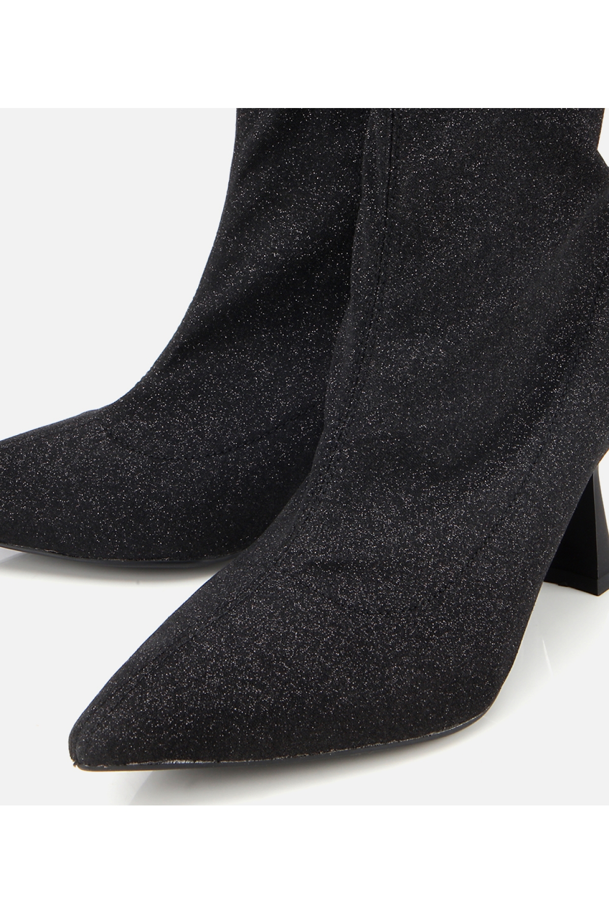 Kadın Siyah Simli Streç Fermuarlı Bilekte İnce Topuklu Bot - Görsel 3
