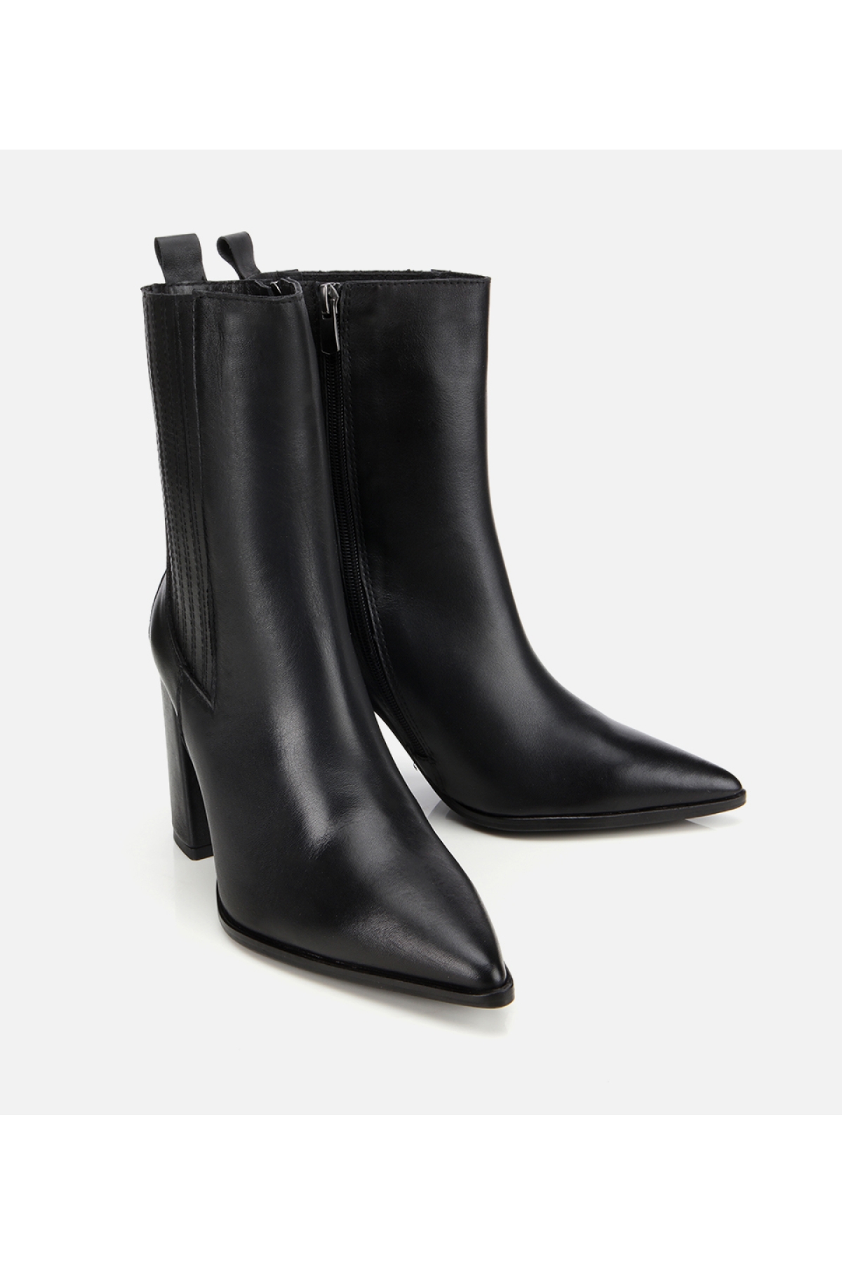Kadın Deri Siyah Lastik Detaylı Topuklu Bot - Görsel 2