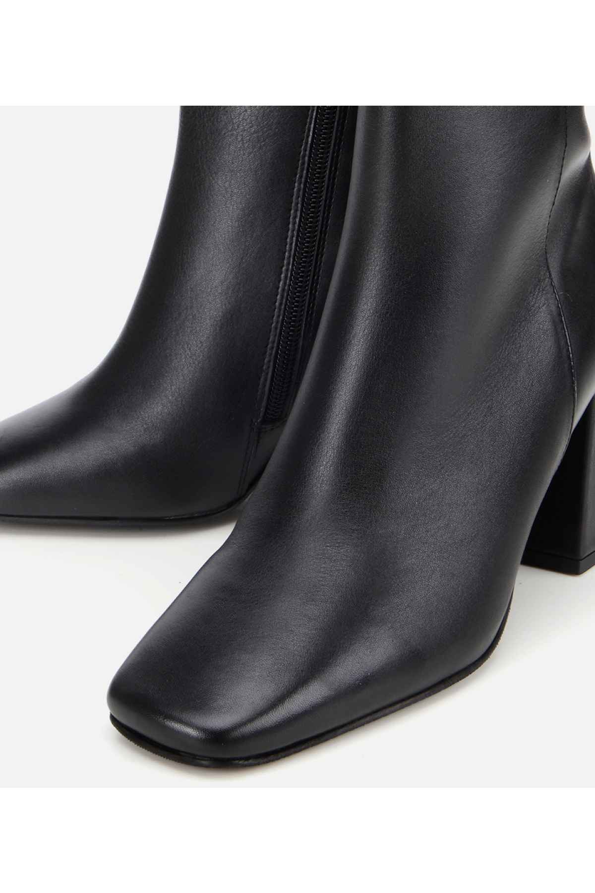 Kadın Deri Siyah Kare Uçlu Bilekte Topuklu Bot - Görsel 3