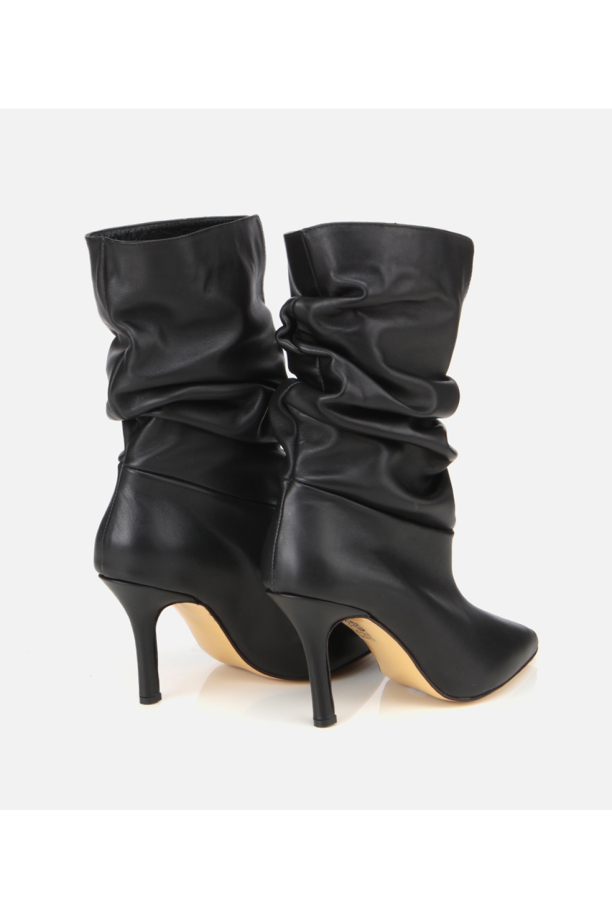 Kadın Deri Siyah Büzgülü Sivri Burunlu İnce Topuklu Bot - Görsel 4