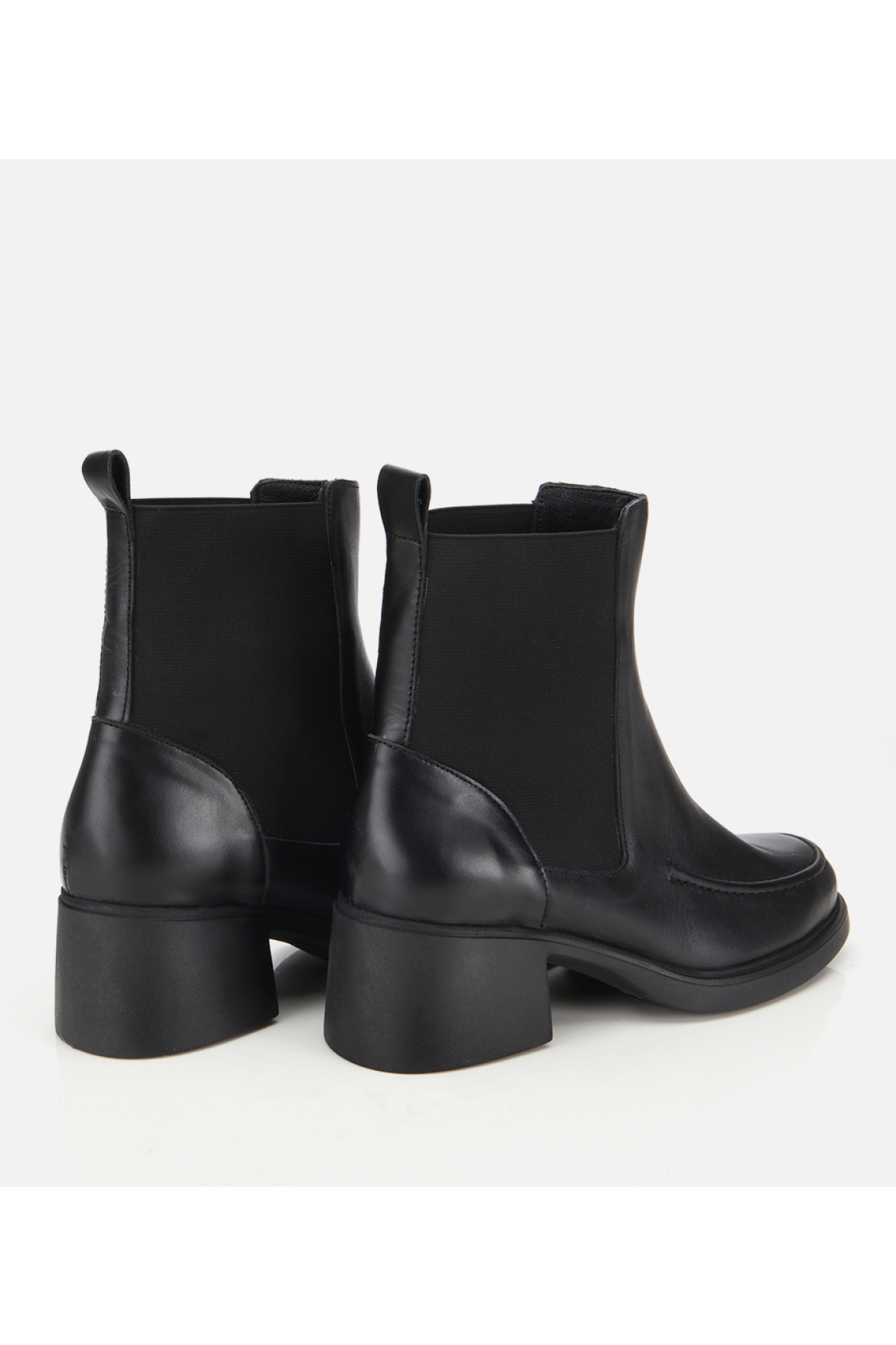 Kadın Deri Siyah Lastik Detaylı Topuklu Bot - Görsel 4