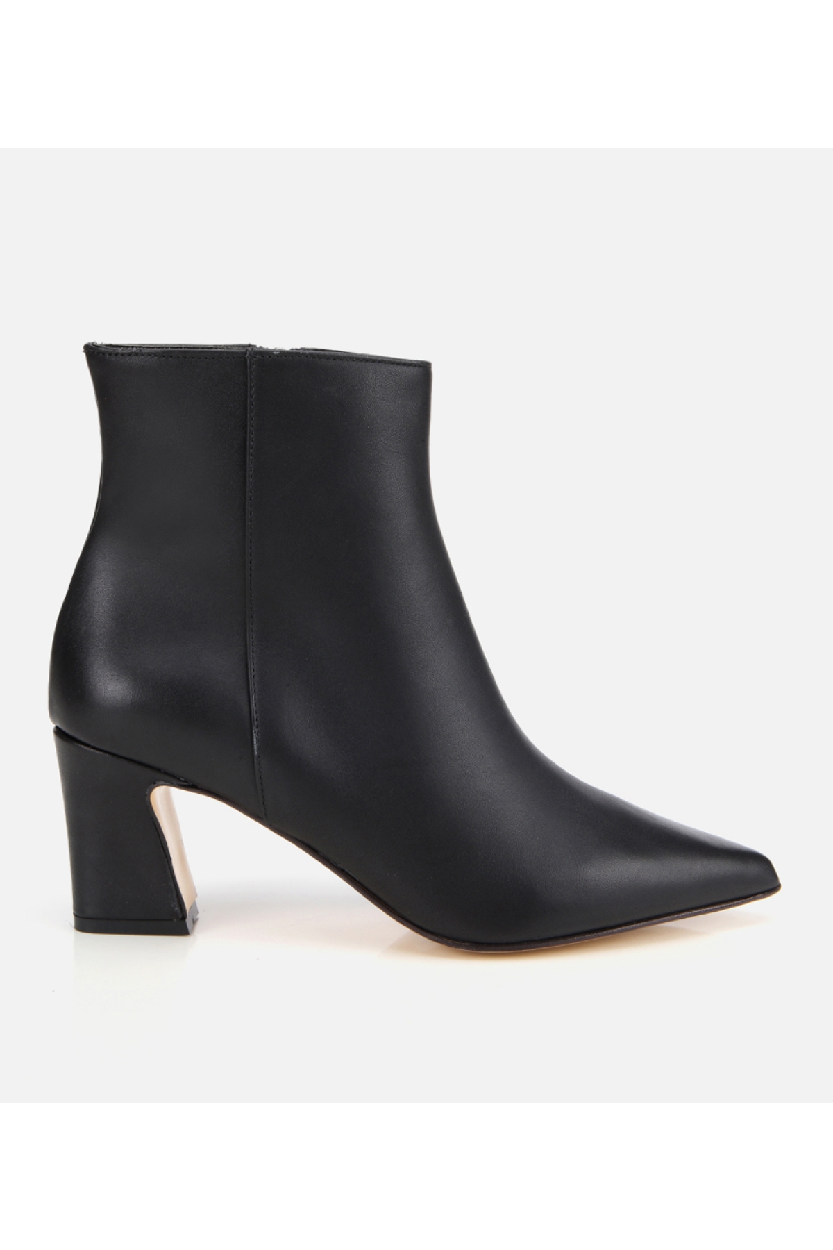 Hotiç Kadın Deri Siyah Kahverengi Sivri Burunlu Bilekte Topuklu Bot model görseli